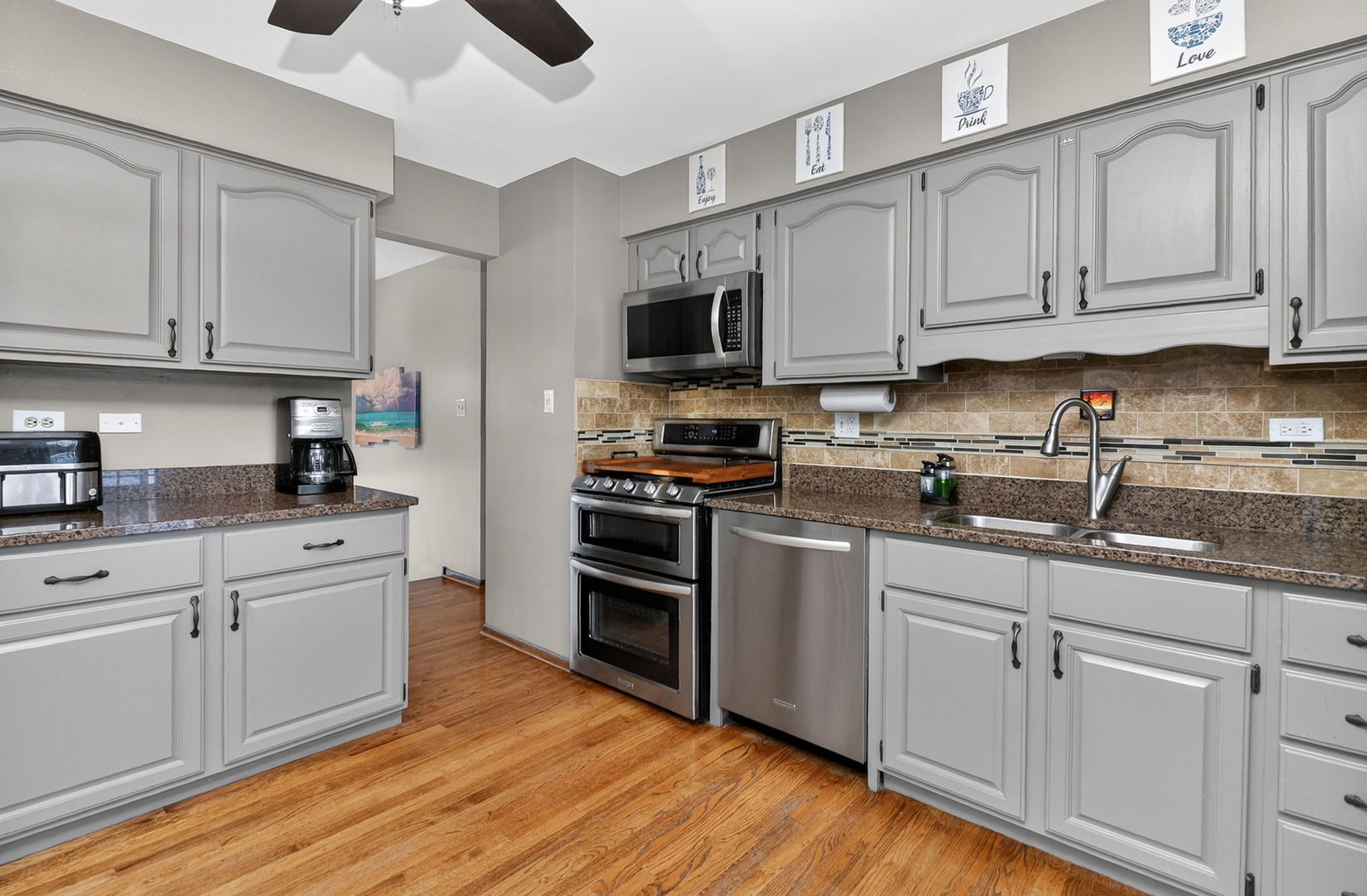 1580 College Lane, Wheaton, IL 60189