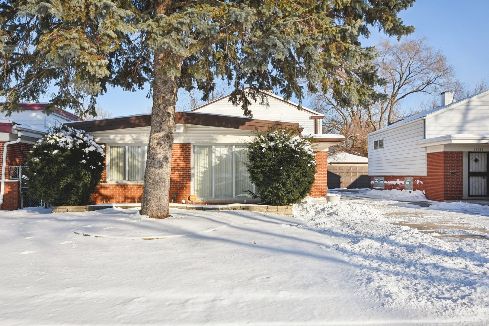 15519 Ellis Avenue, Dolton, IL 60419