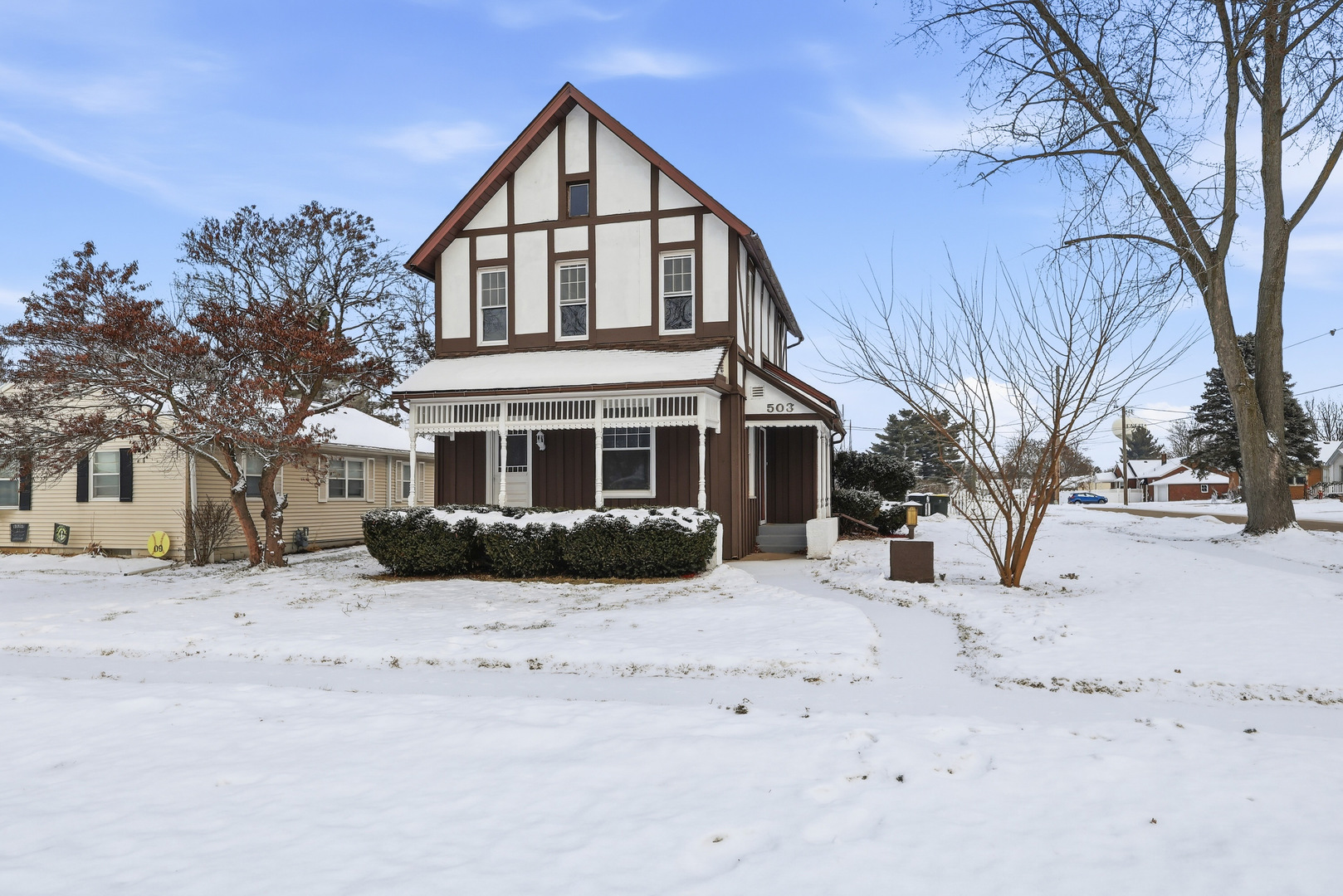 503 W Palace Row, Geneseo, IL 61254