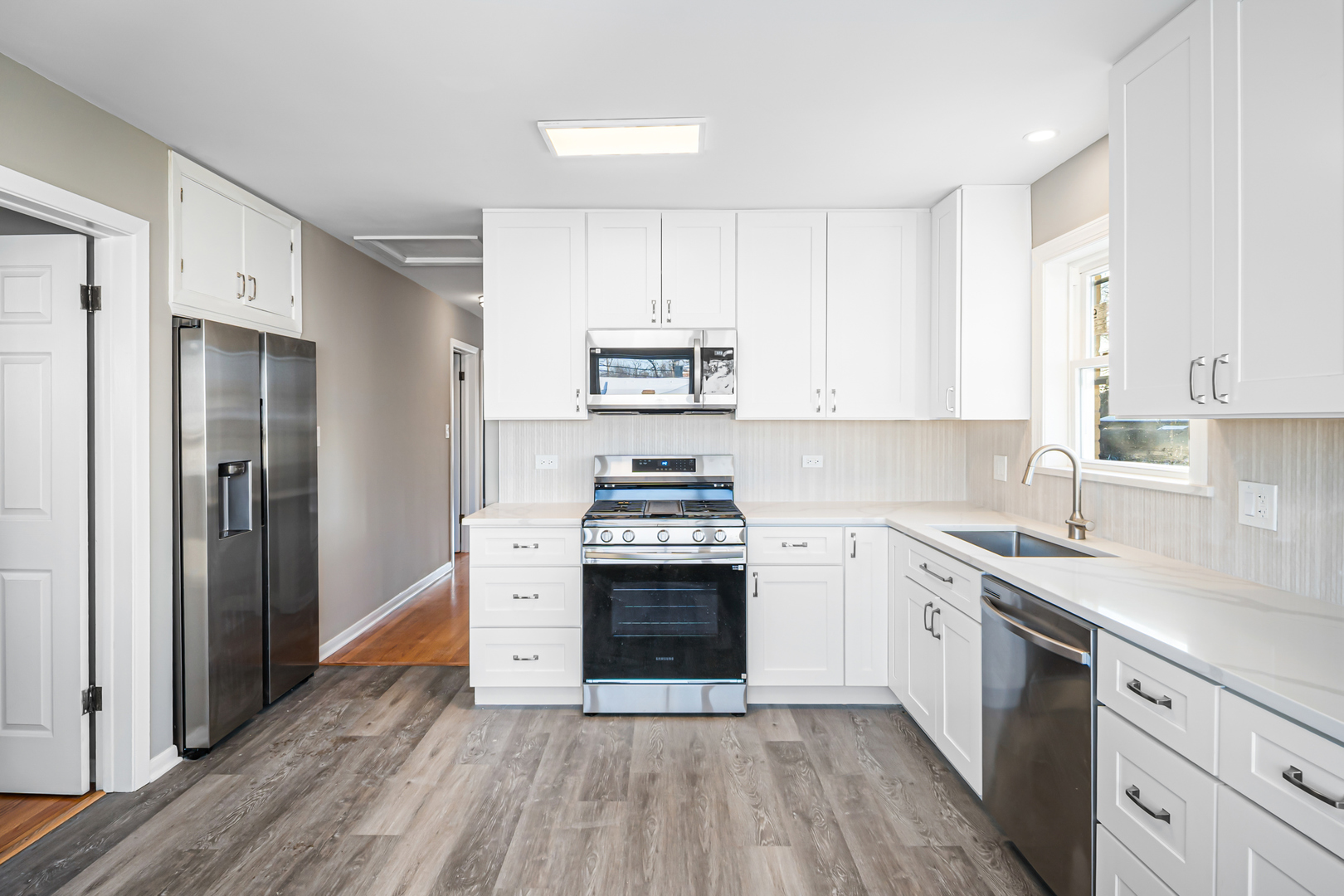 9120 26th Place, Brookfield, IL 60513