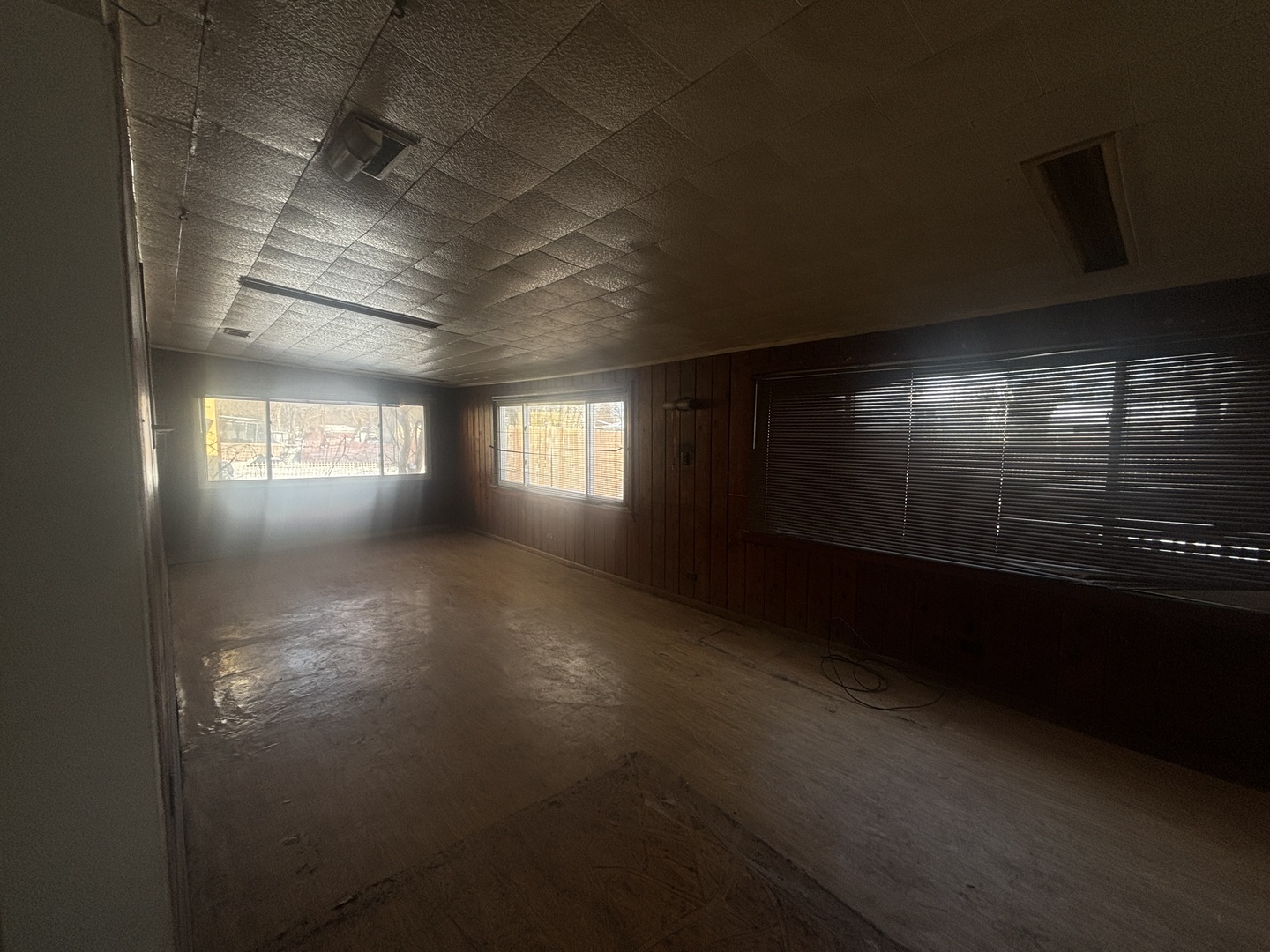 16431 Spaulding Avenue, Markham, IL 60428