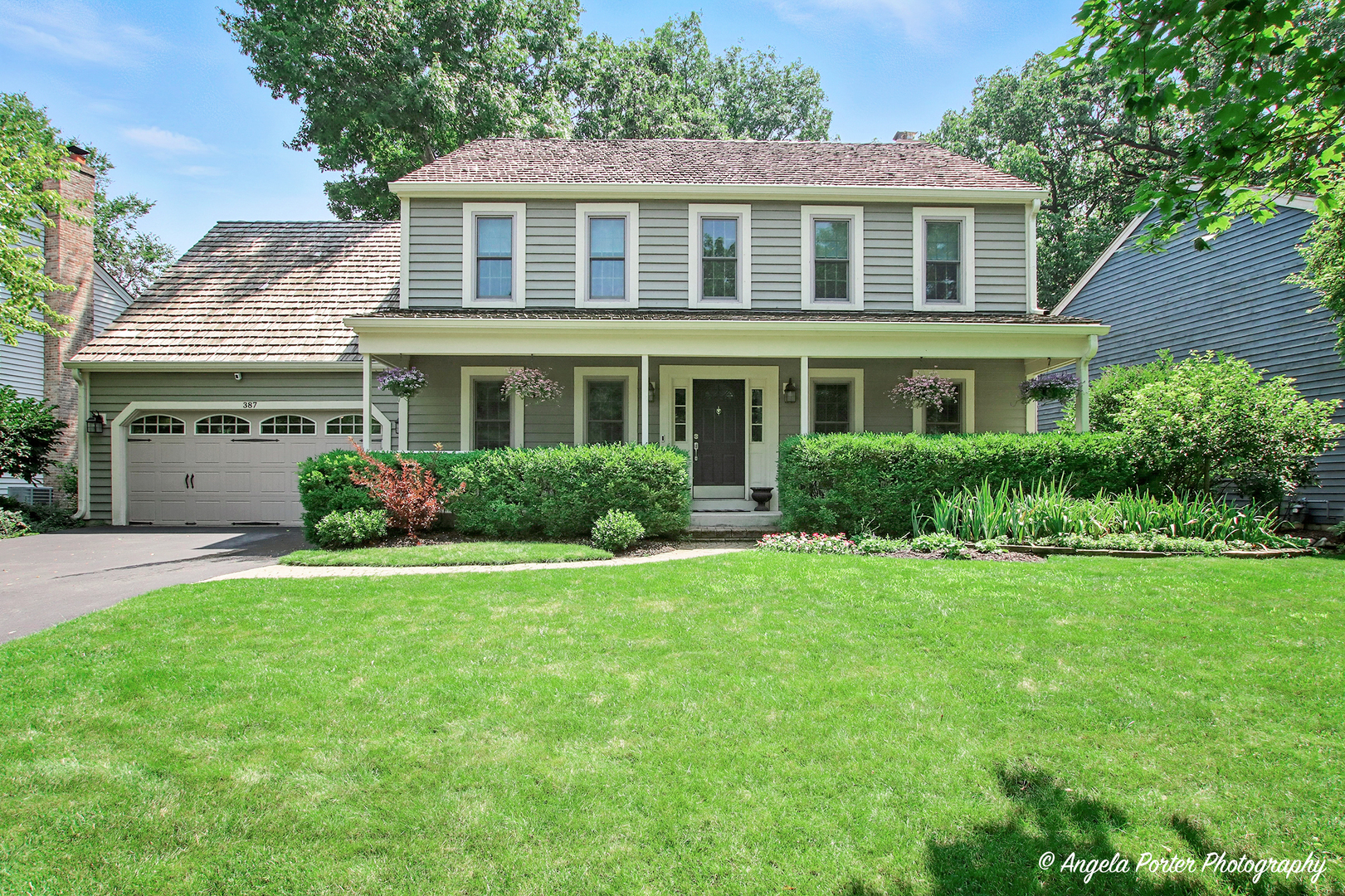 387 Long Hill Road, Gurnee, IL 60031