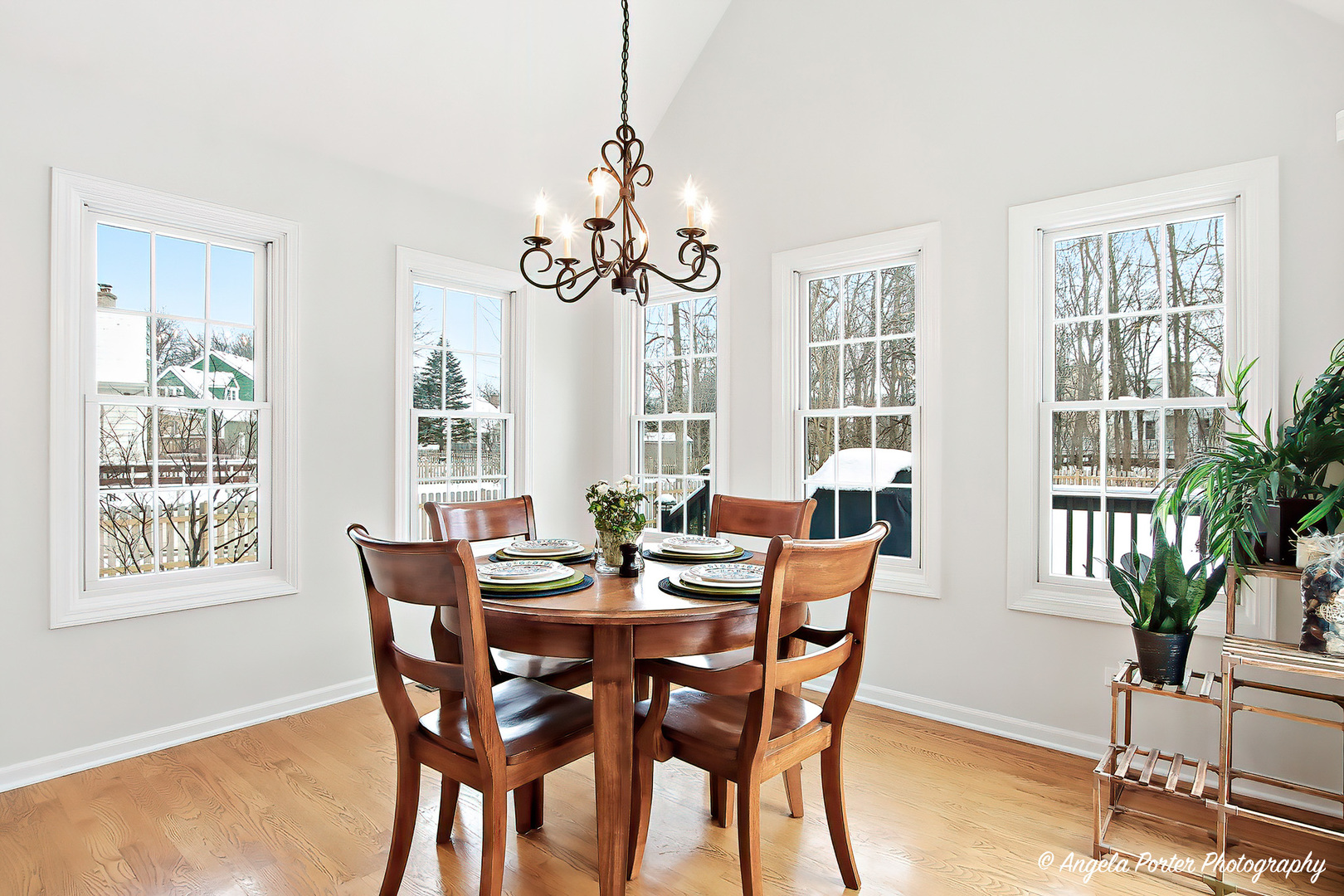 387 Long Hill Road, Gurnee, IL 60031