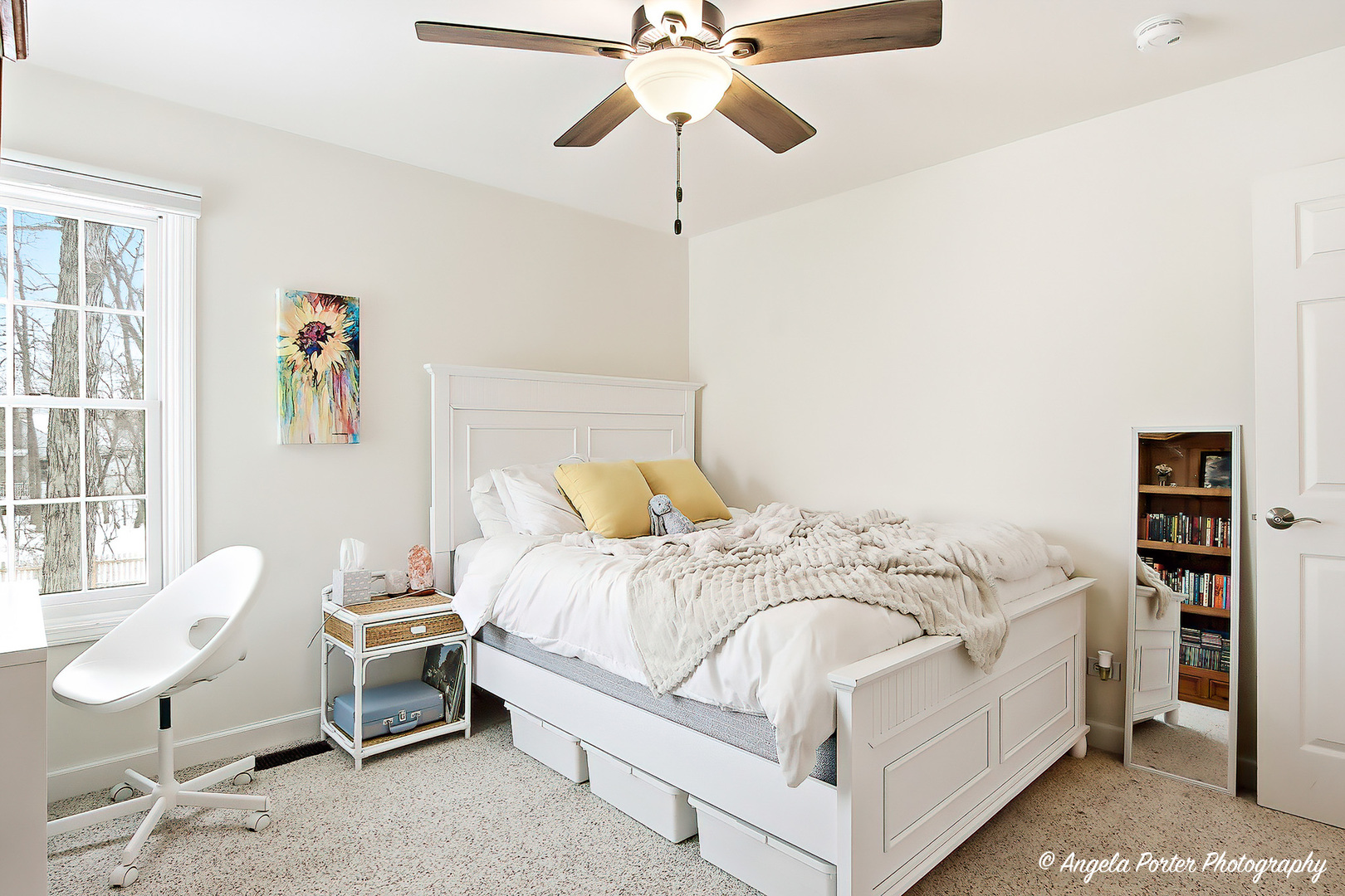 387 Long Hill Road, Gurnee, IL 60031