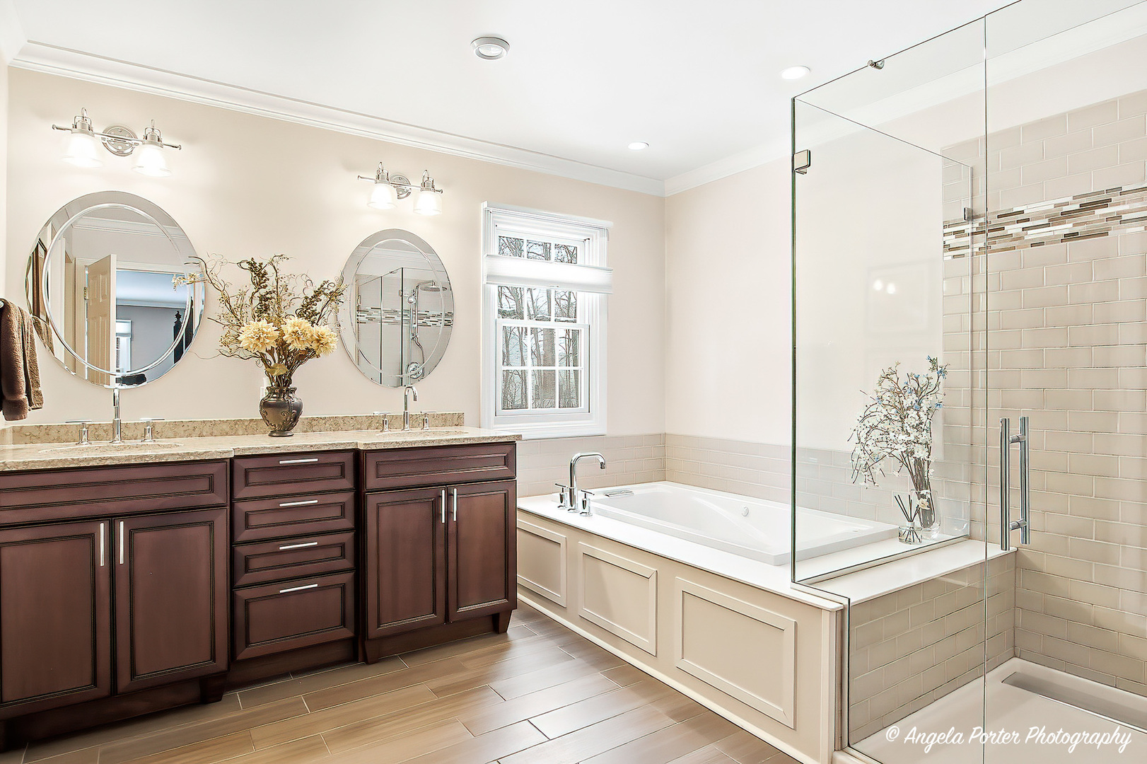 387 Long Hill Road, Gurnee, IL 60031