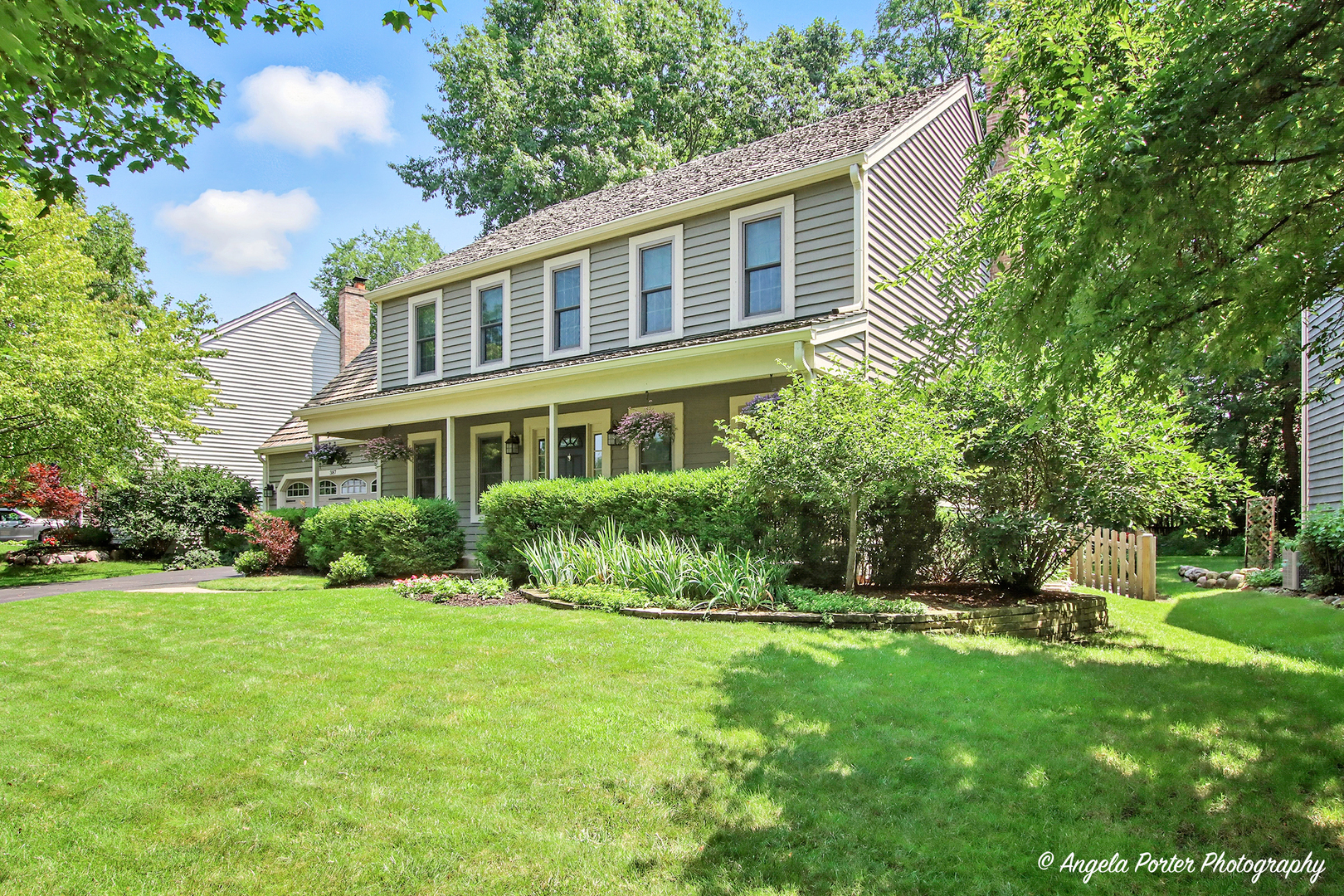 387 Long Hill Road, Gurnee, IL 60031