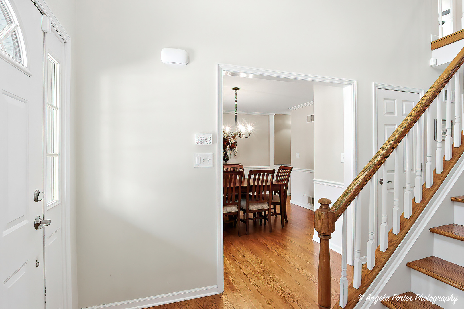 387 Long Hill Road, Gurnee, IL 60031