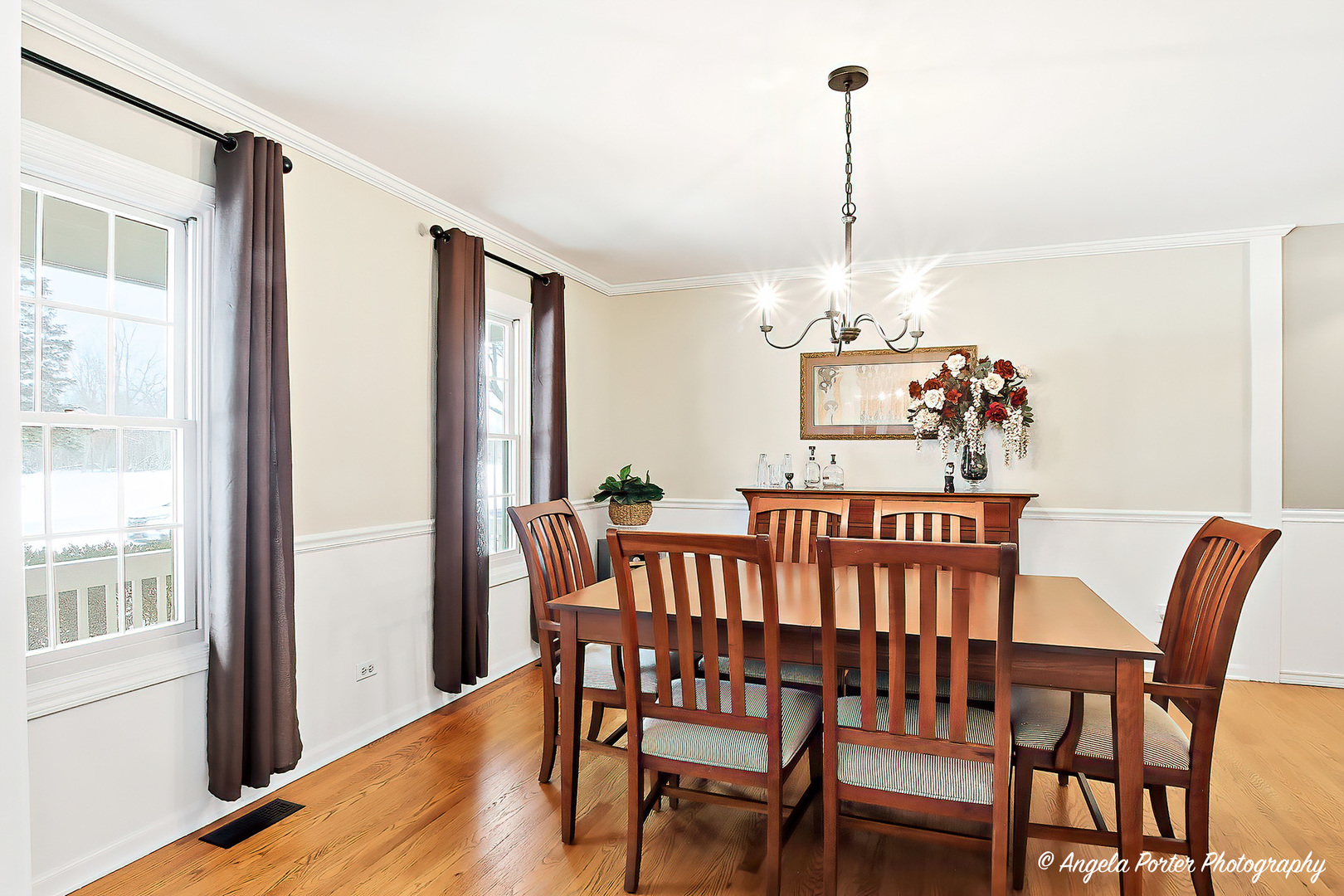 387 Long Hill Road, Gurnee, IL 60031