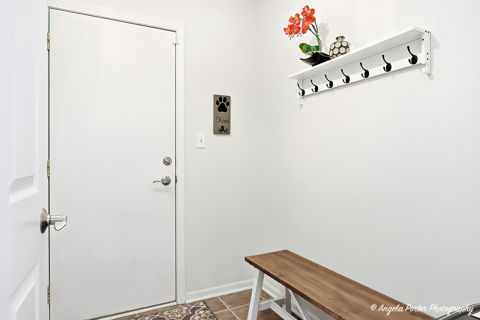 387 Long Hill Road, Gurnee, IL 60031