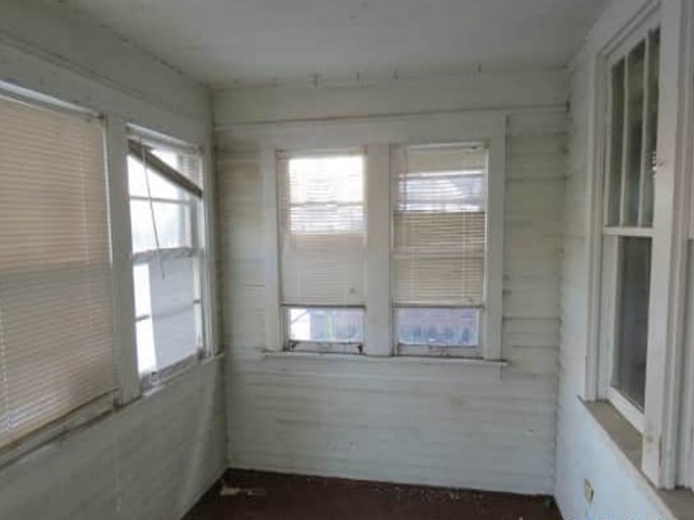 213 157th Street, Calumet City, IL 60409