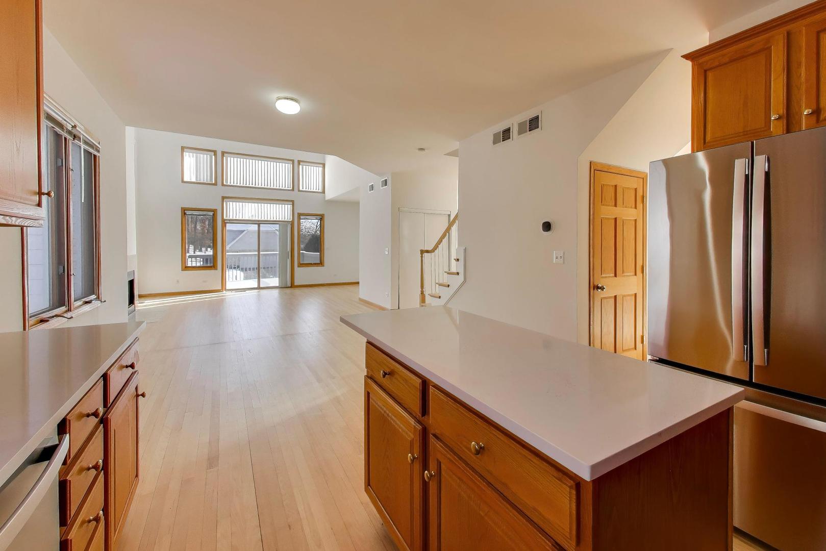 16W234 91st Street, Burr Ridge, IL 60527