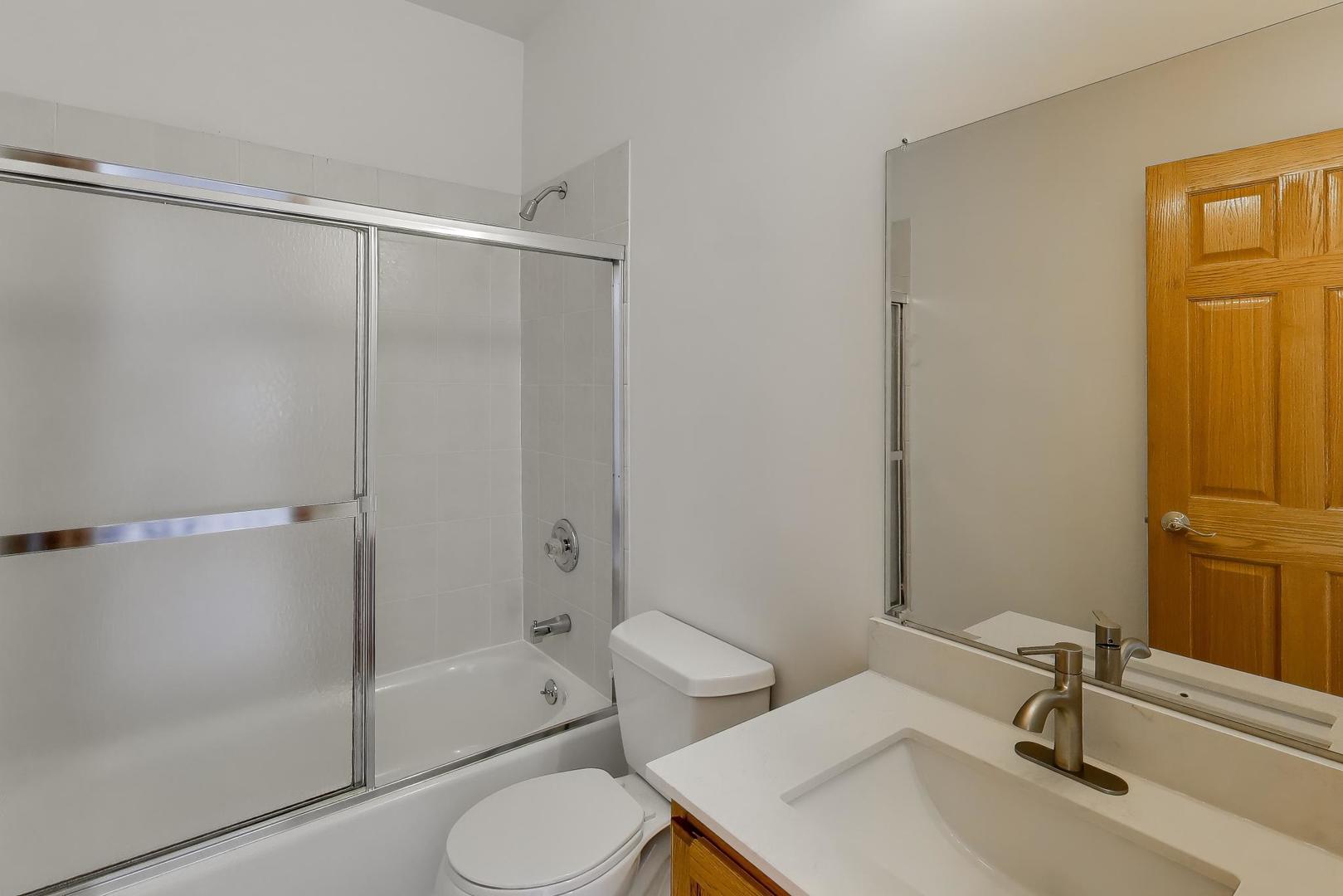 16W234 91st Street, Burr Ridge, IL 60527