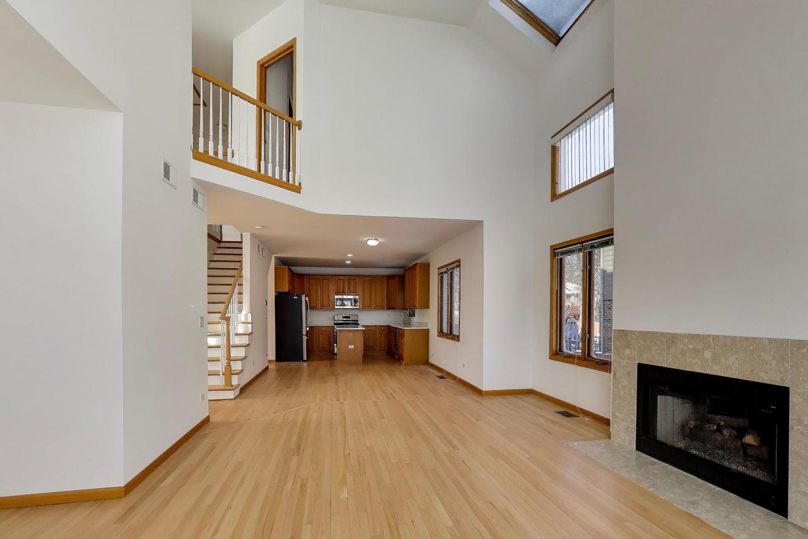 16W234 91st Street, Burr Ridge, IL 60527