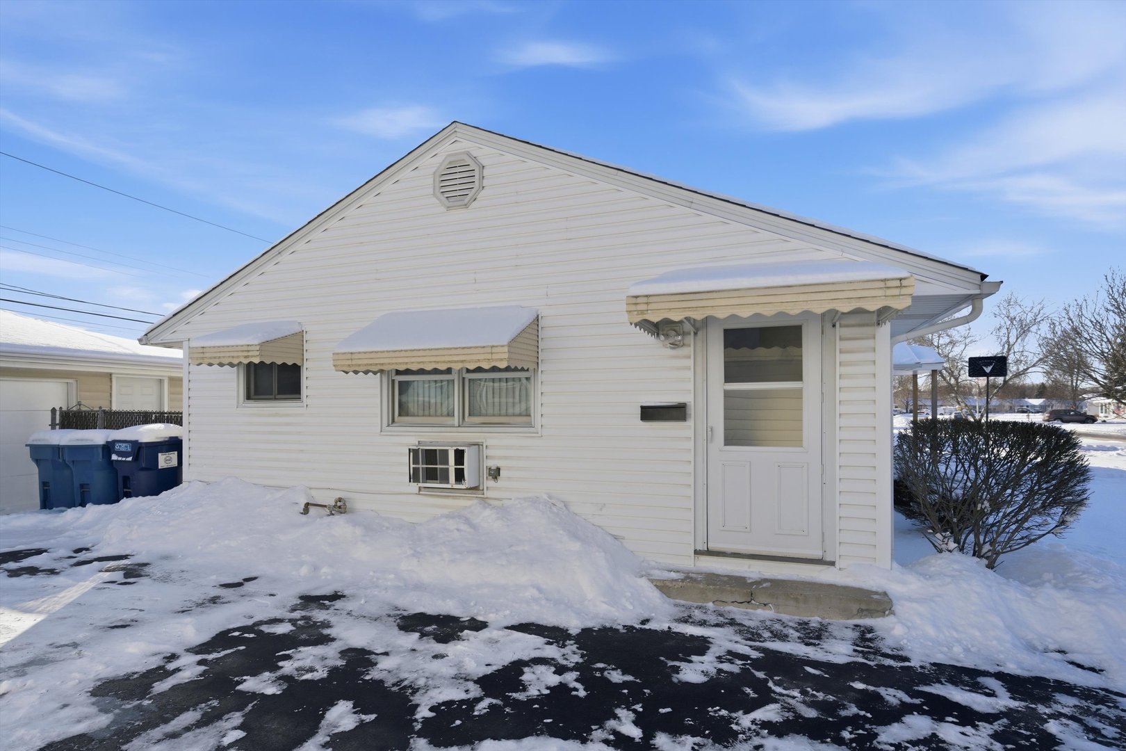 8765 S Beck Place, Hometown, IL 60456