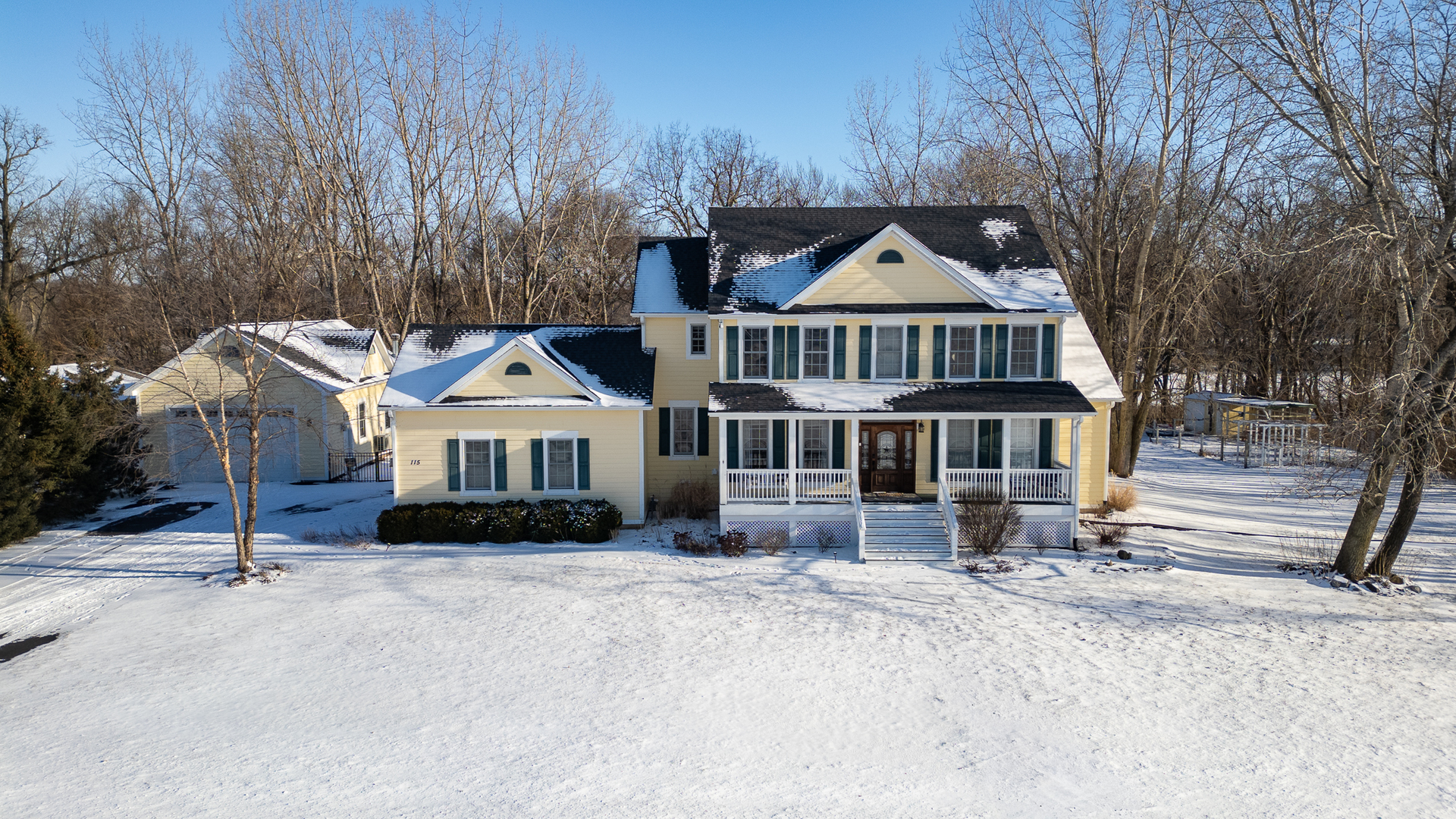 115 Belle Rive Drive, Millington, IL 60537