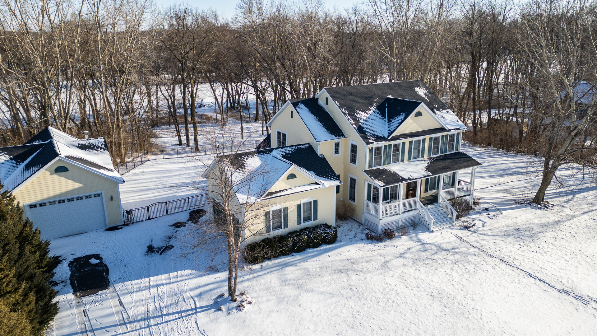 115 Belle Rive Drive, Millington, IL 60537