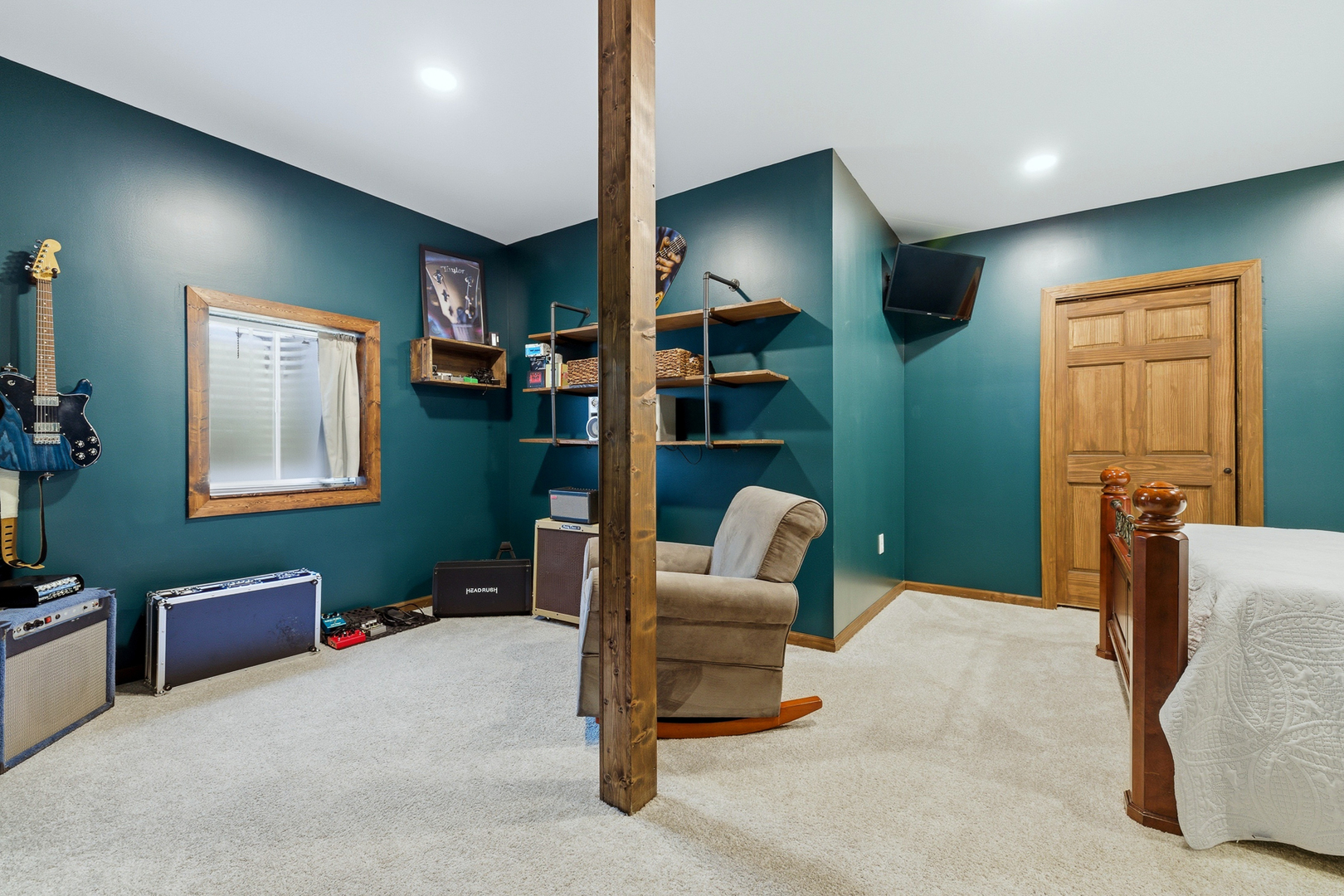 115 Belle Rive Drive, Millington, IL 60537