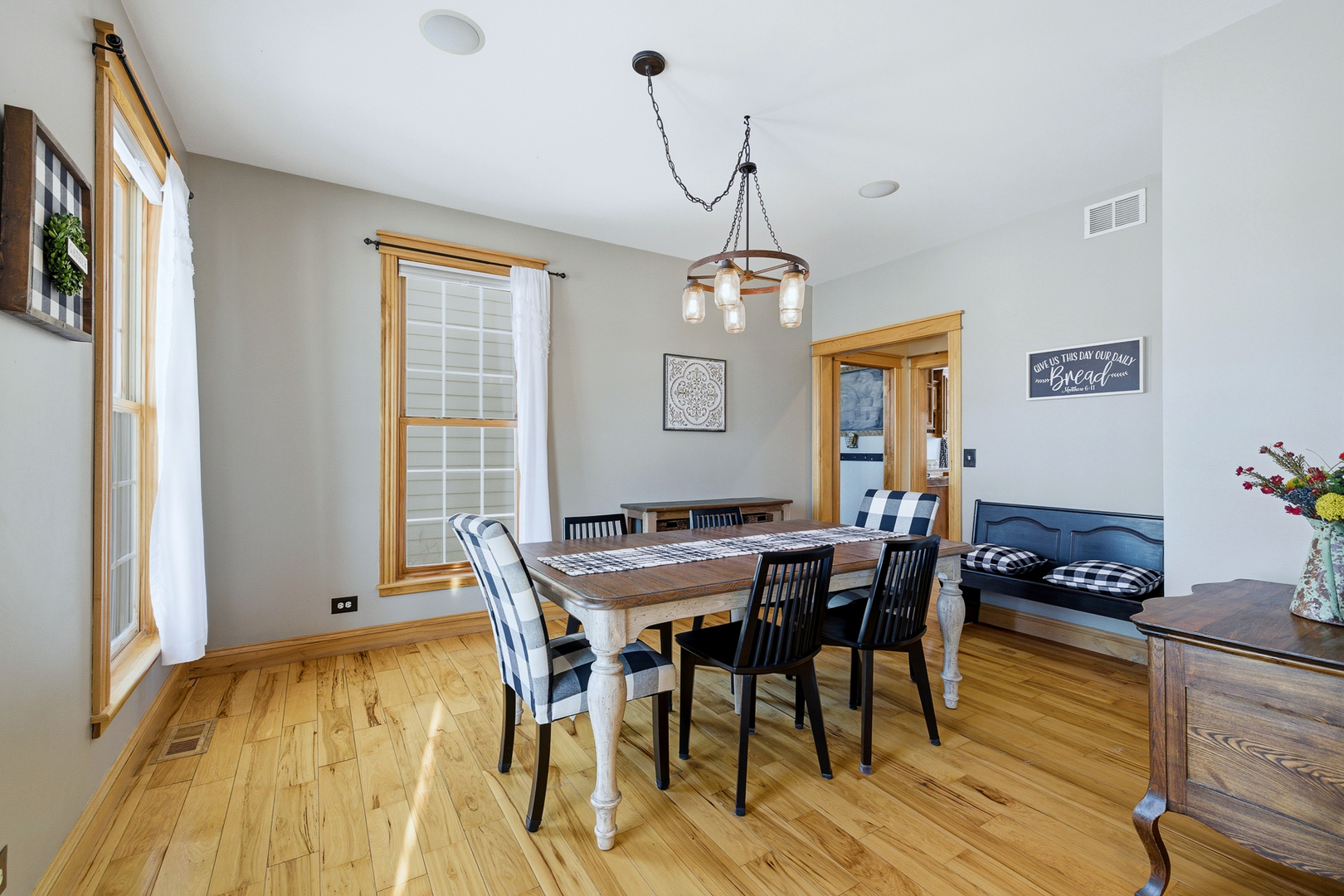 115 Belle Rive Drive, Millington, IL 60537