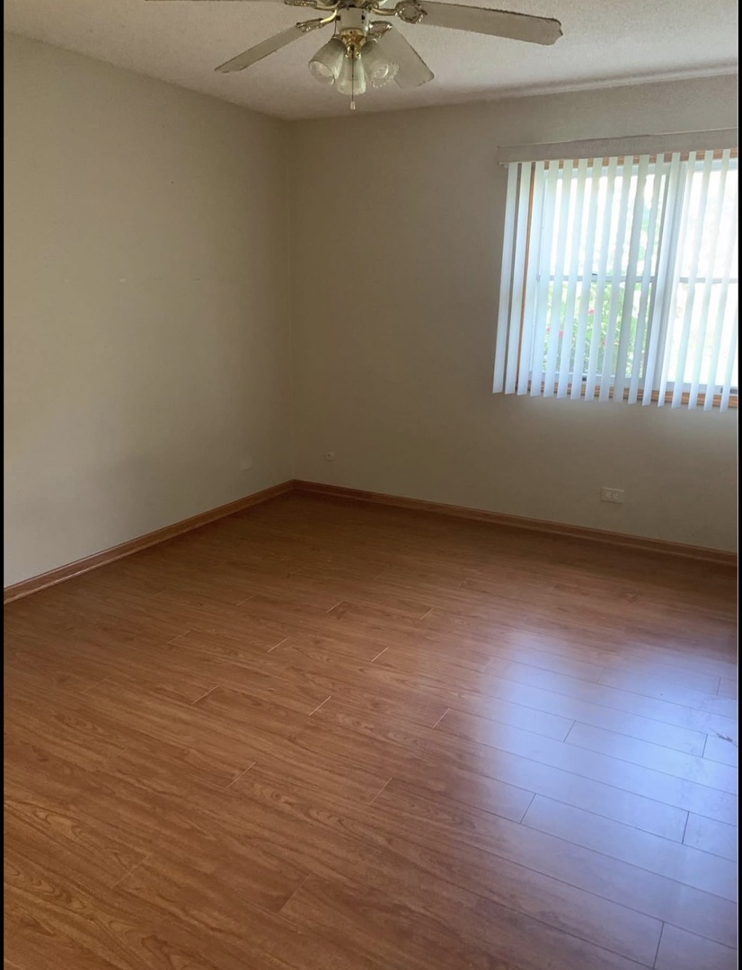 1125 Pleasant Run Drive #807, Wheeling, IL 60090