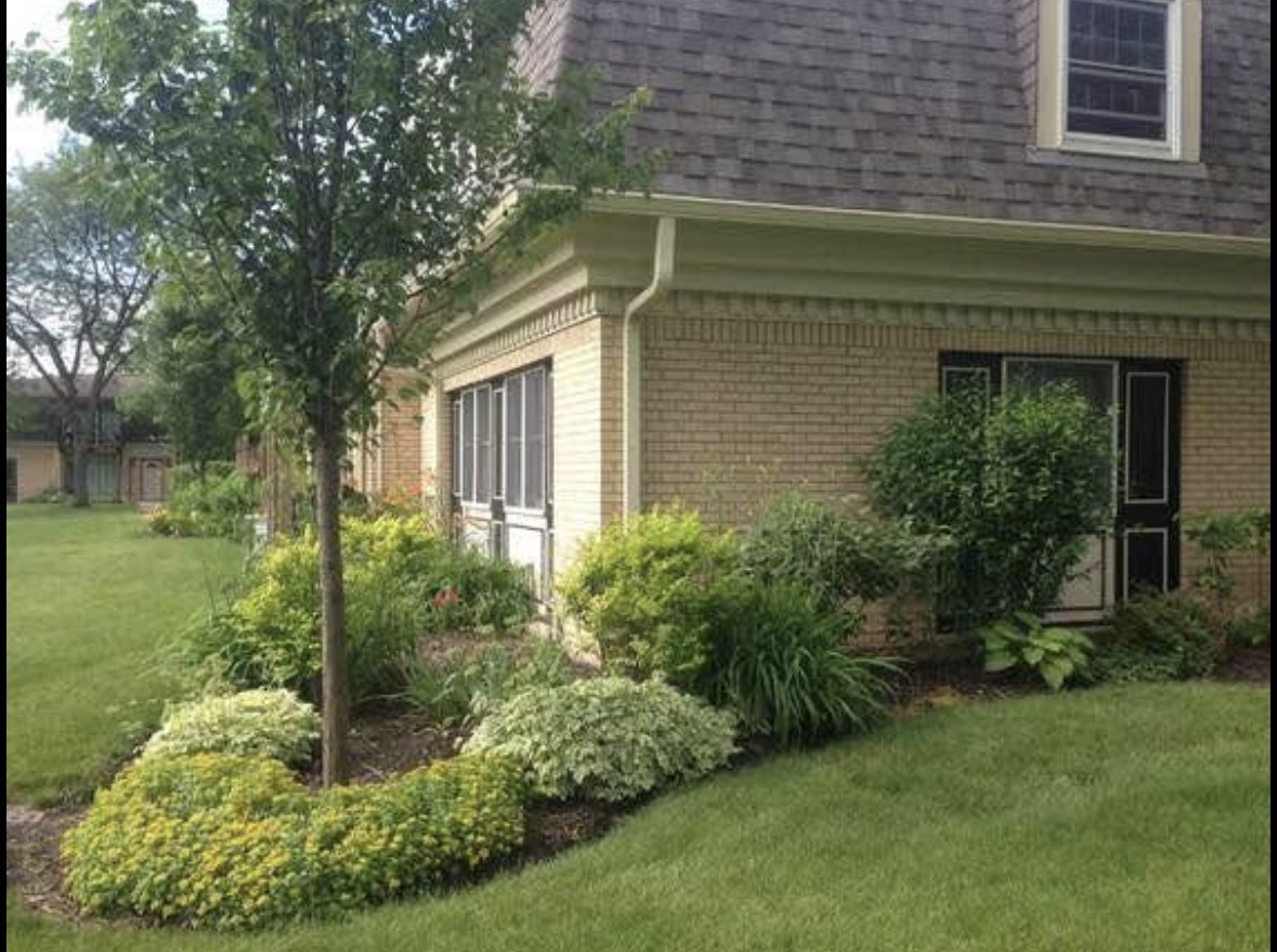 1125 Pleasant Run Drive #807, Wheeling, IL 60090