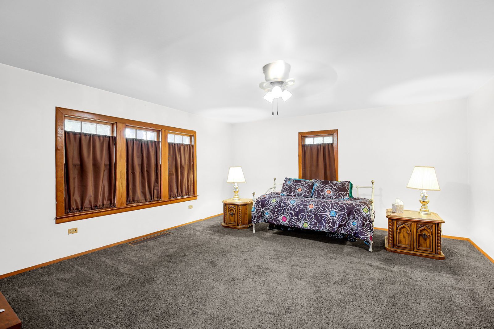 2201 Thornton Lansing Road, Lansing, IL 60438