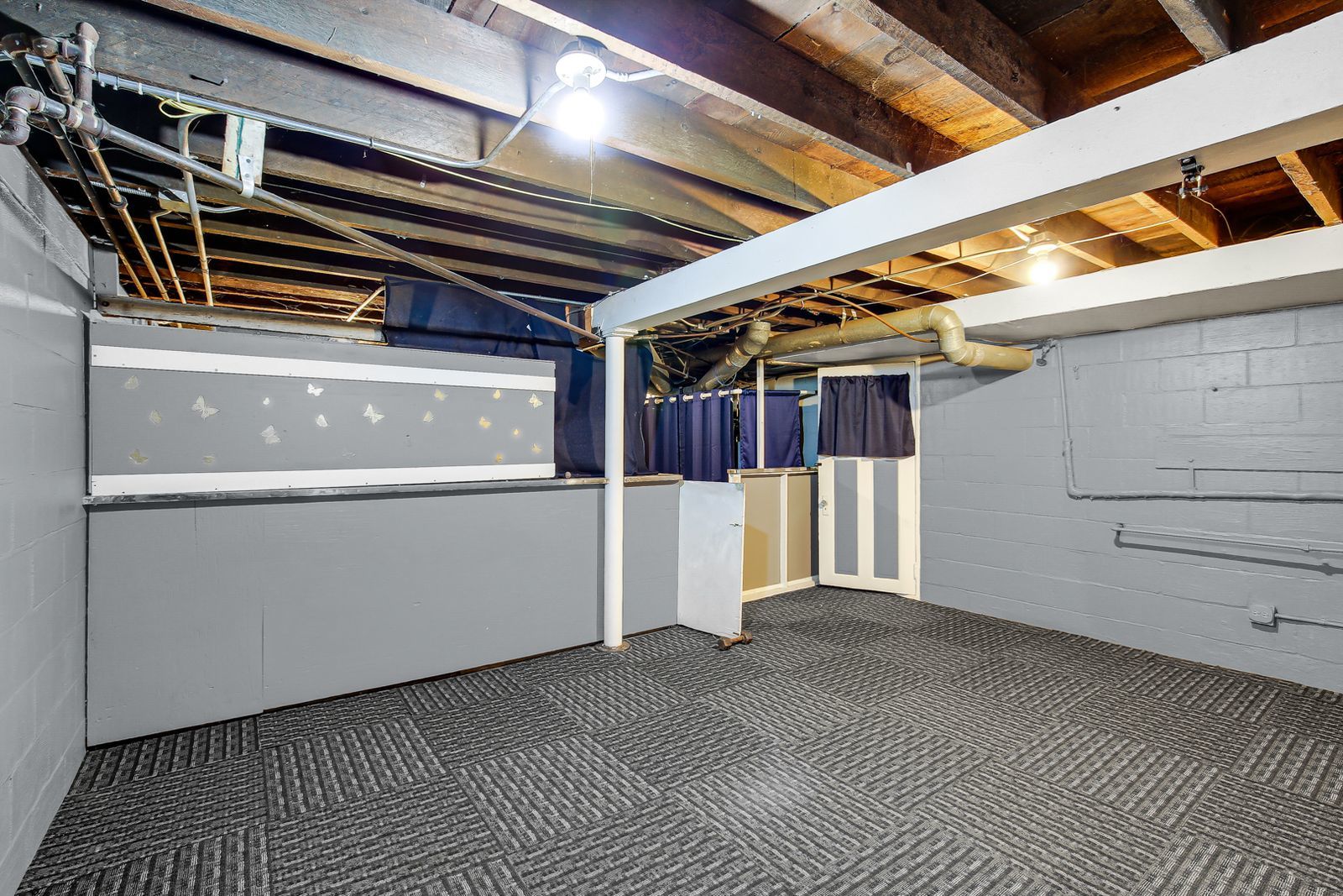 2201 Thornton Lansing Road, Lansing, IL 60438