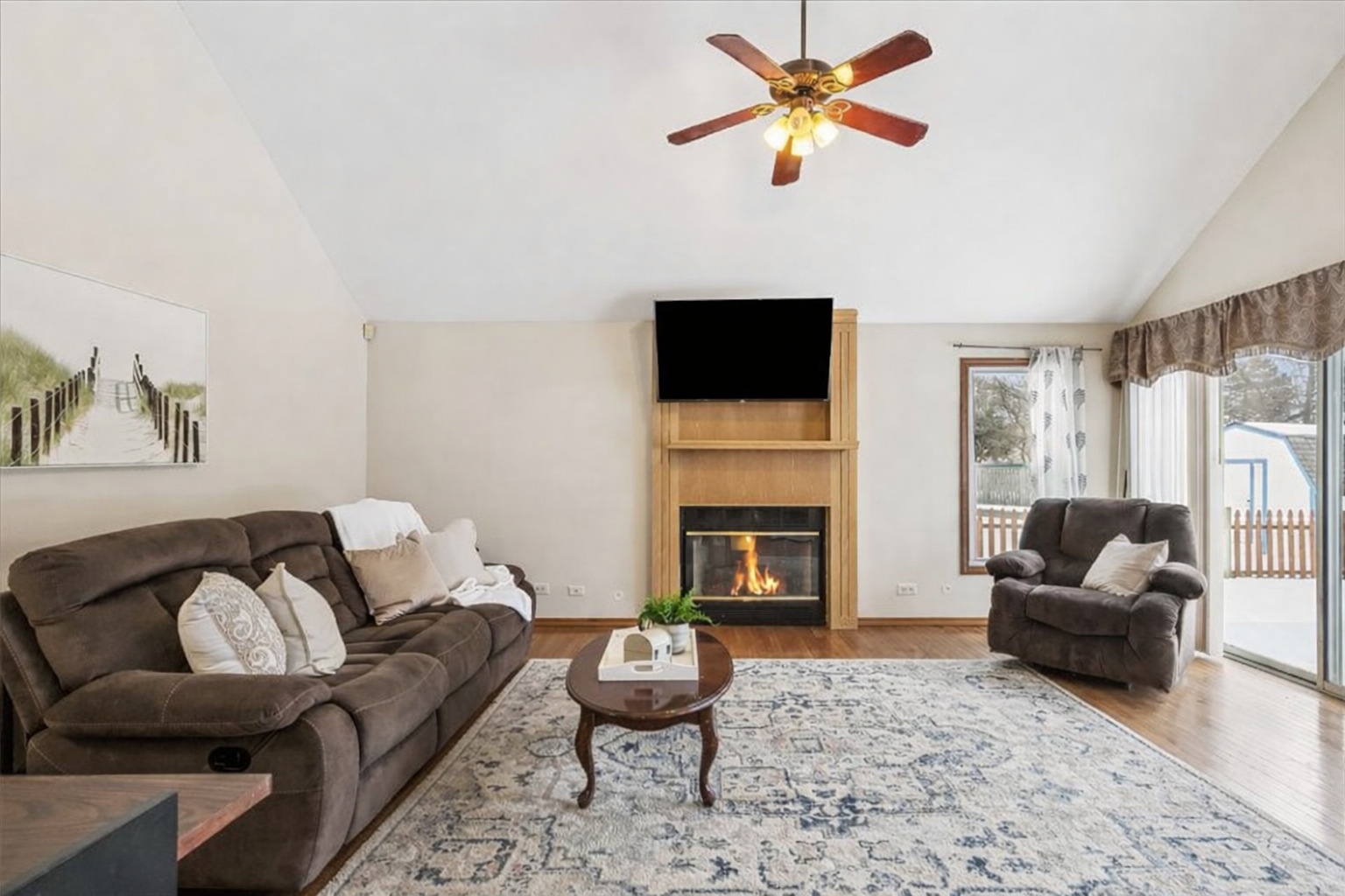 275 N Fiore Parkway, Vernon Hills, IL 60061