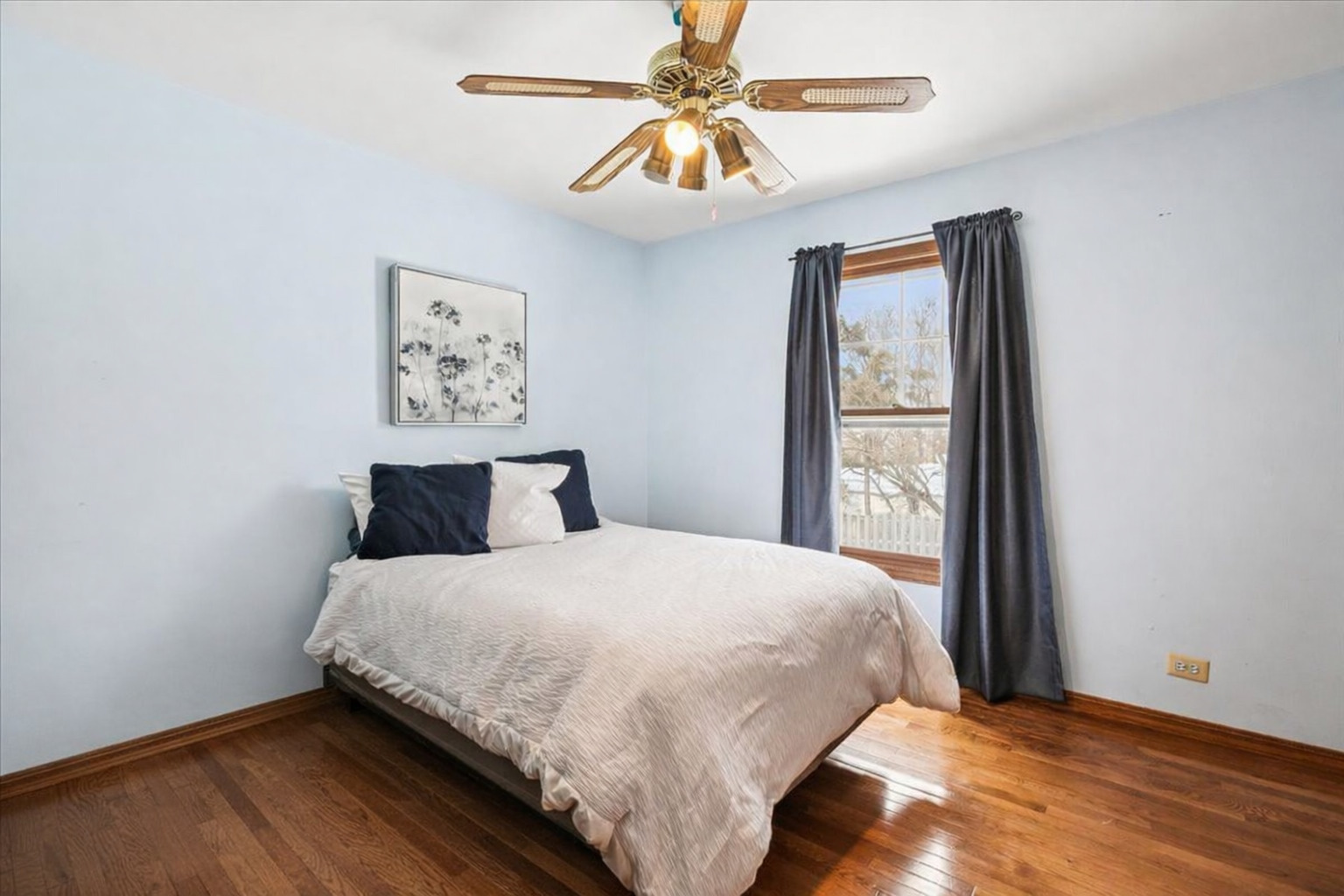 275 N Fiore Parkway, Vernon Hills, IL 60061