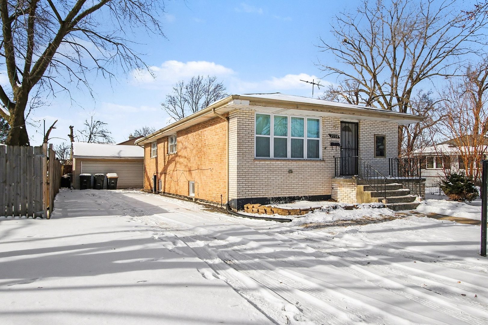 2938 173rd Place, Lansing, IL 60438