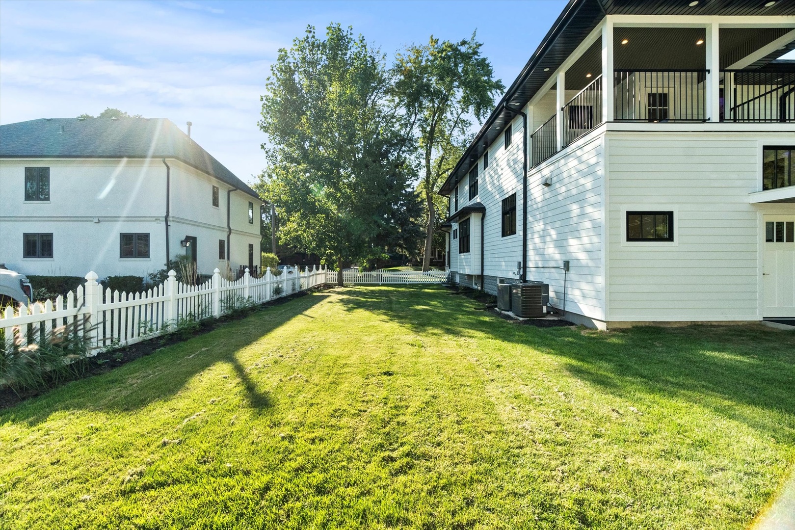 415 N Haddow Avenue, Arlington Heights, IL 60004