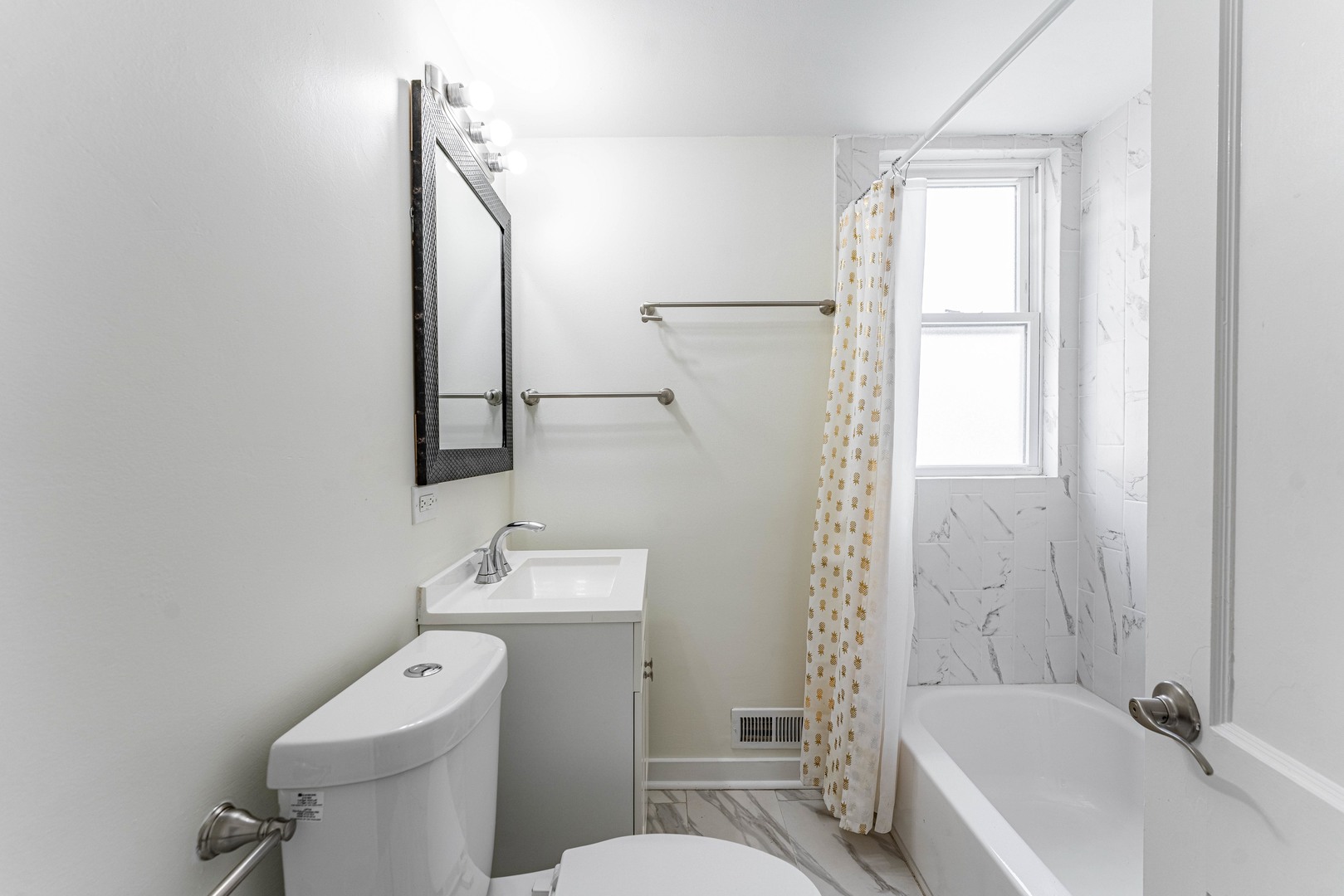 2817 Maple Avenue, Berwyn, IL 60402