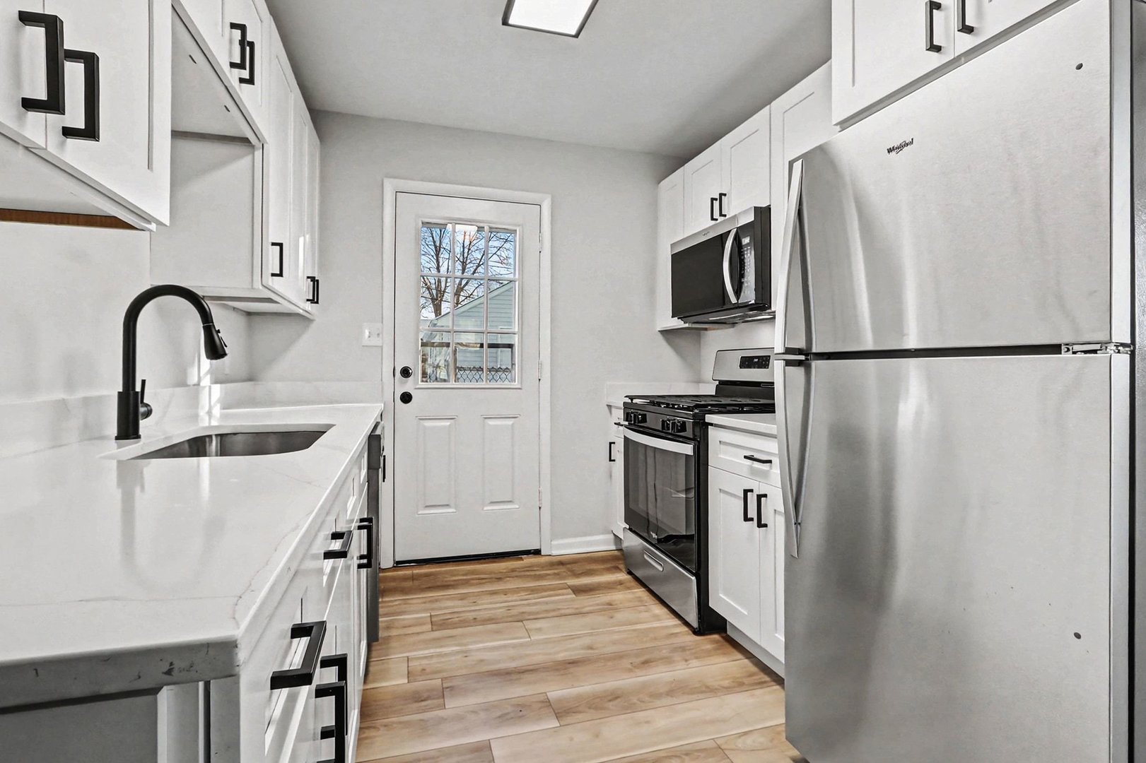 1402 Boston Avenue, Joliet, IL 60435