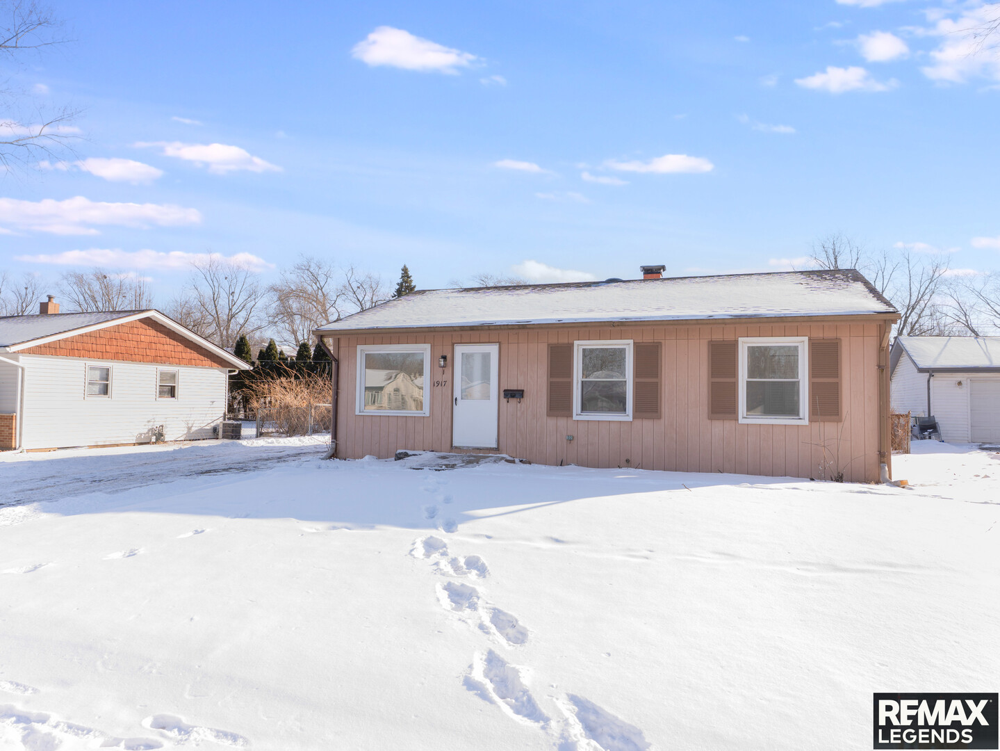 1917 Linden Avenue, Hanover Park, IL 60133