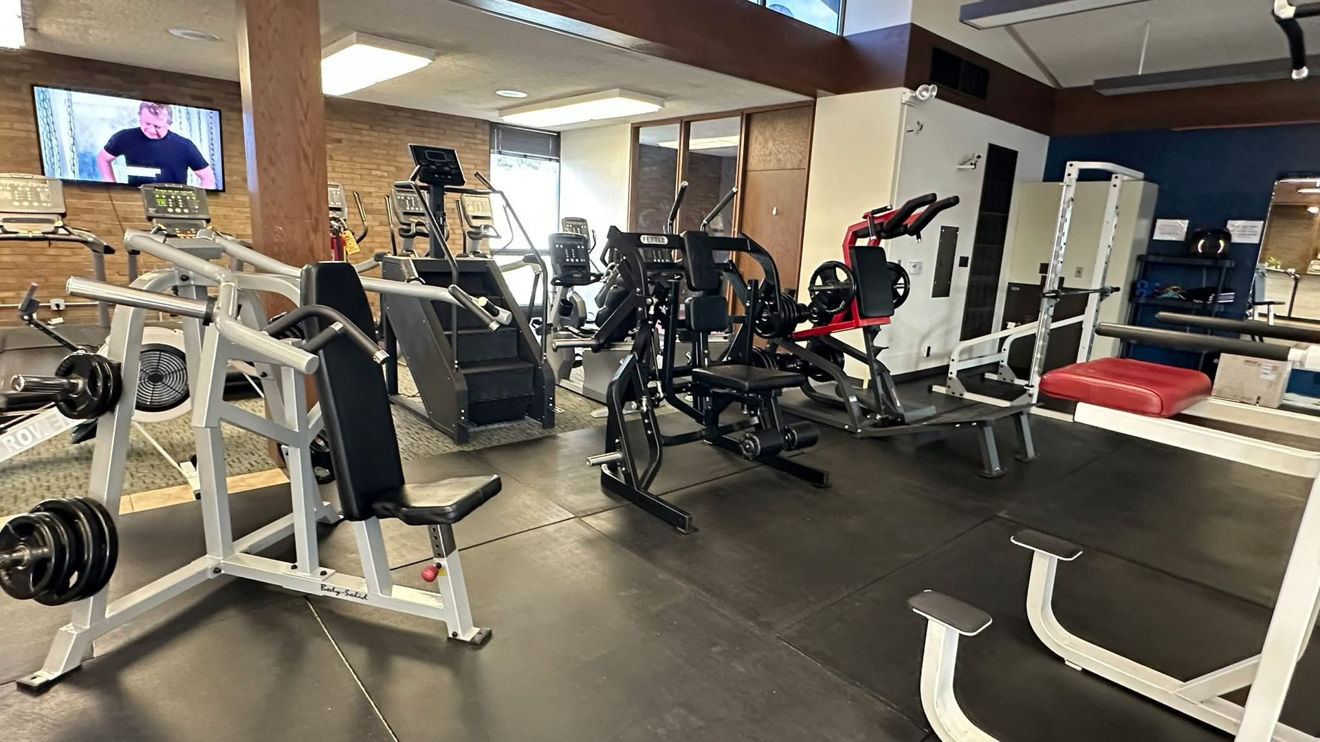 306 W Main Street, Kirkland, IL 60146