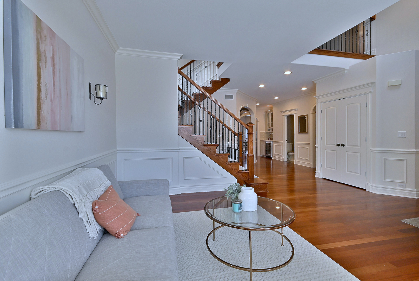 145 N Walnut Street, Elmhurst, IL 60126