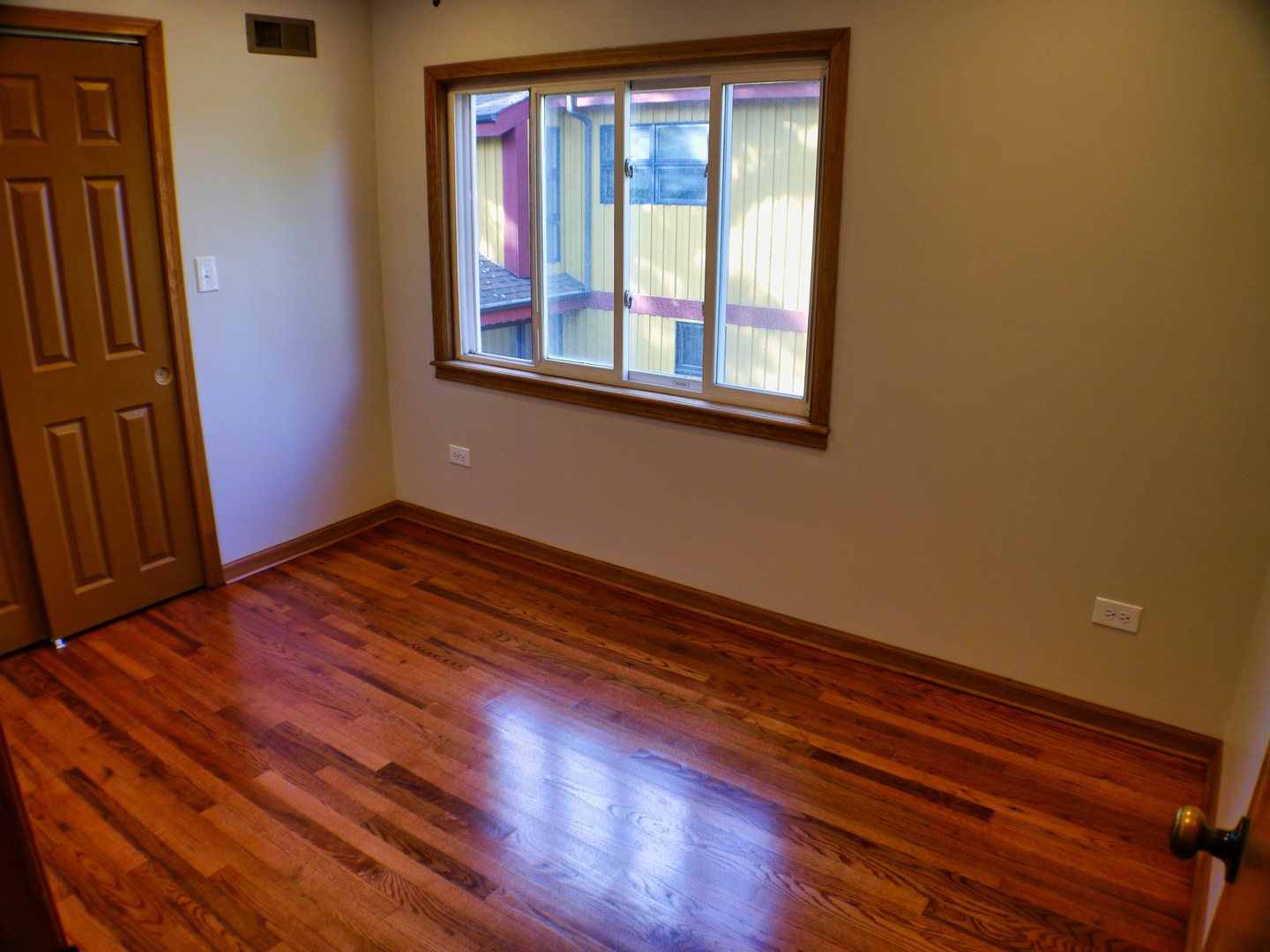 1337 Ogden Avenue, Western Springs, IL 60558