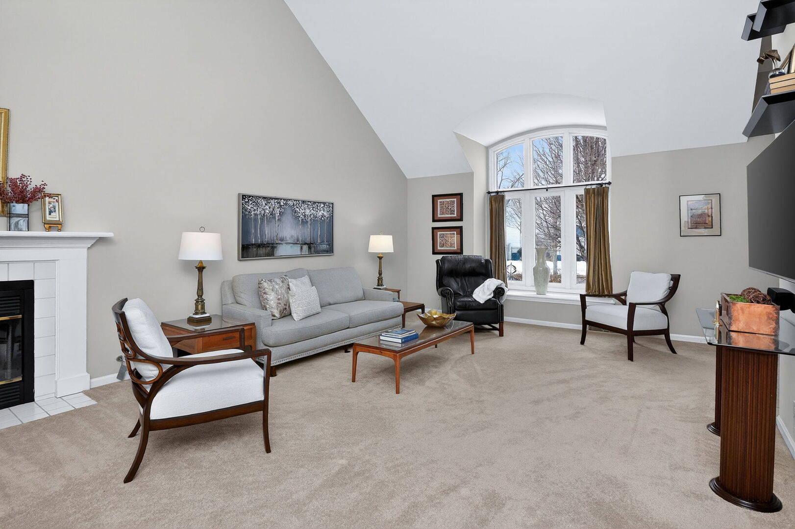 111 W 17th Street, Lombard, IL 60148