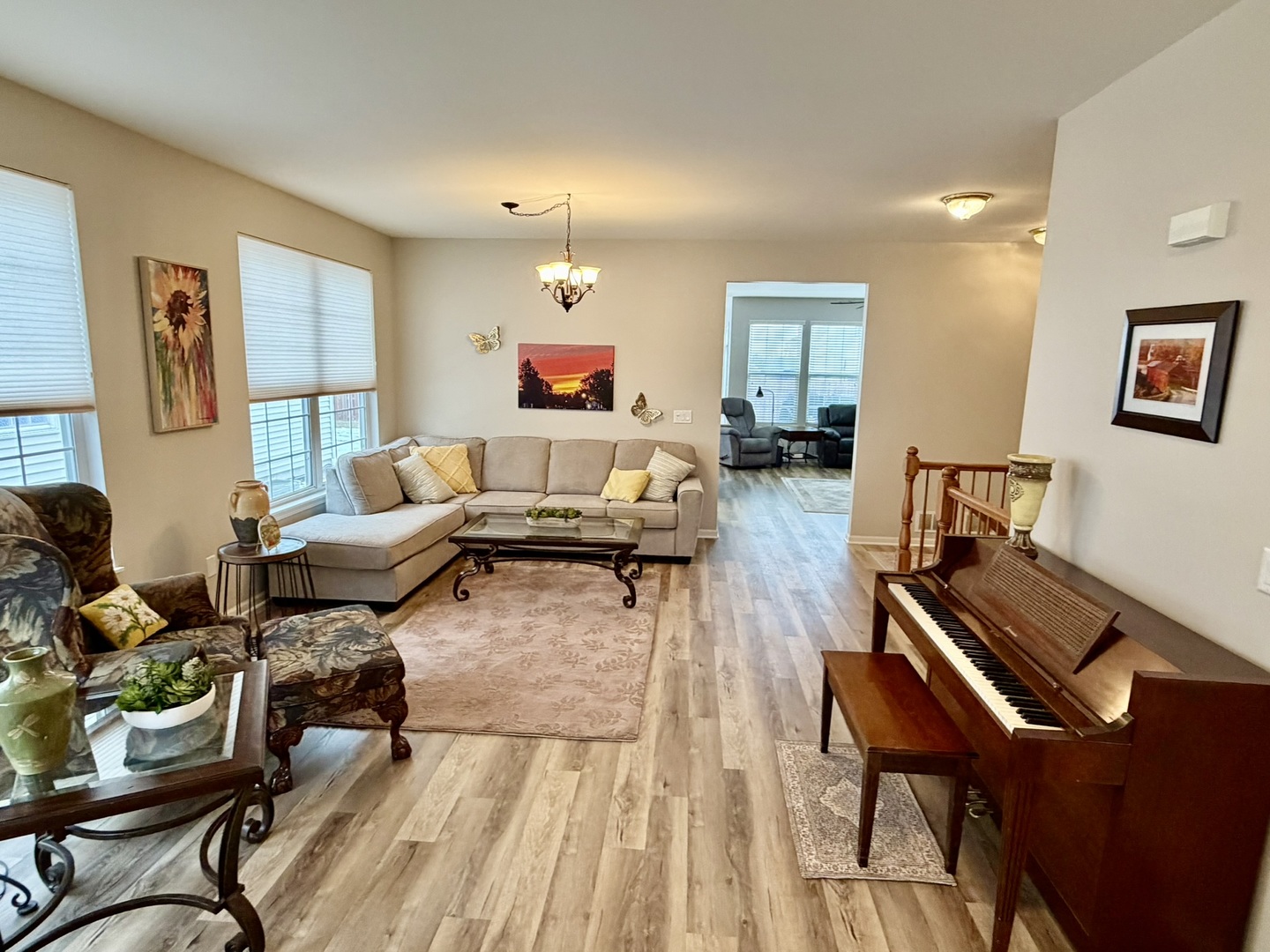 16637 Serene Lake Way, Crest Hill, IL 60403