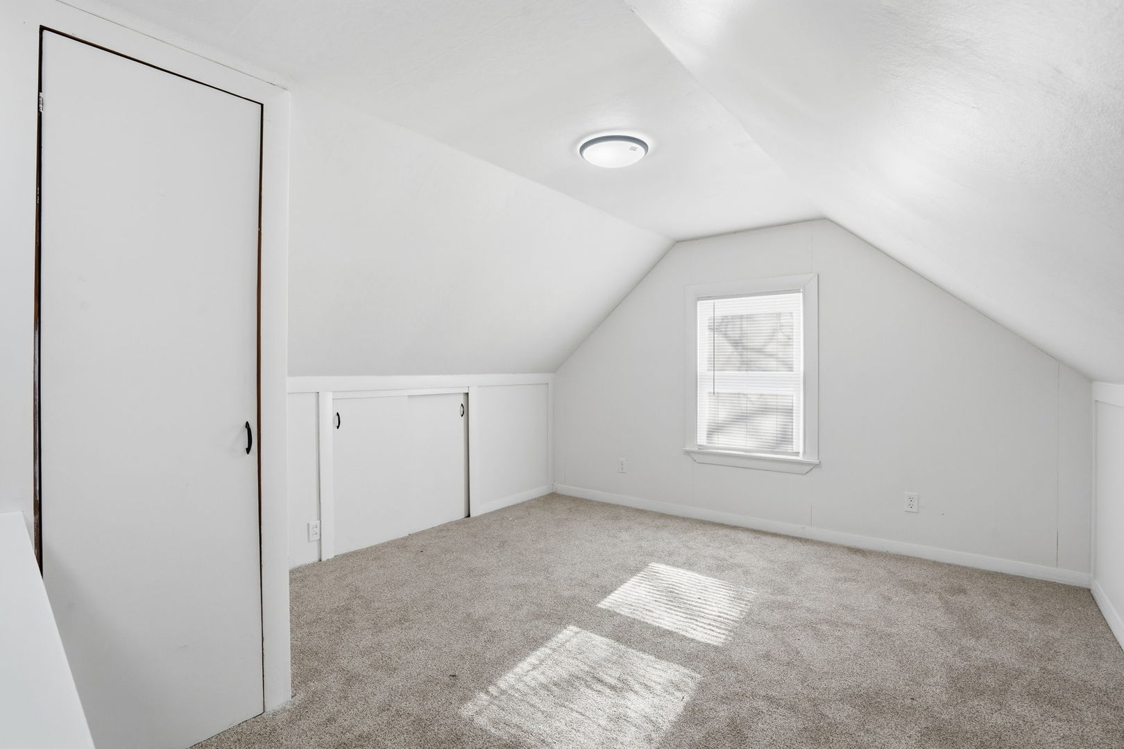 2350 38th Street, Rock Island, IL 61201