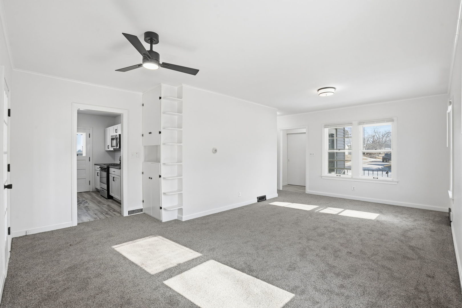 2350 38th Street, Rock Island, IL 61201