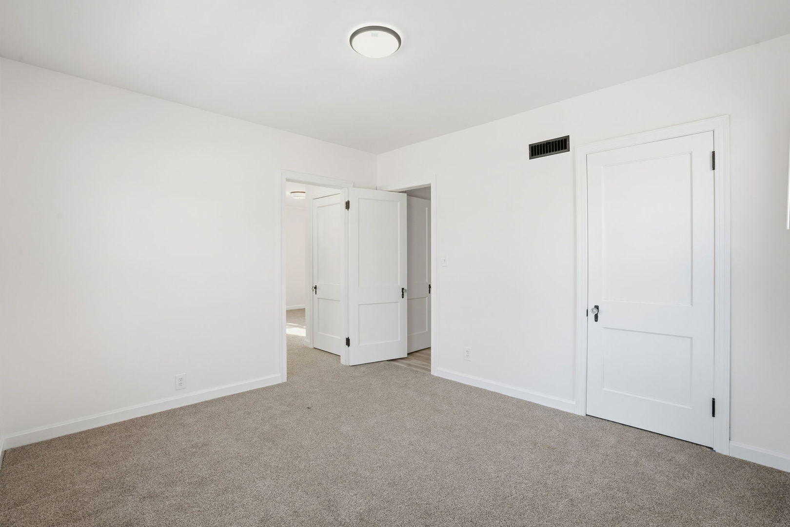 2350 38th Street, Rock Island, IL 61201