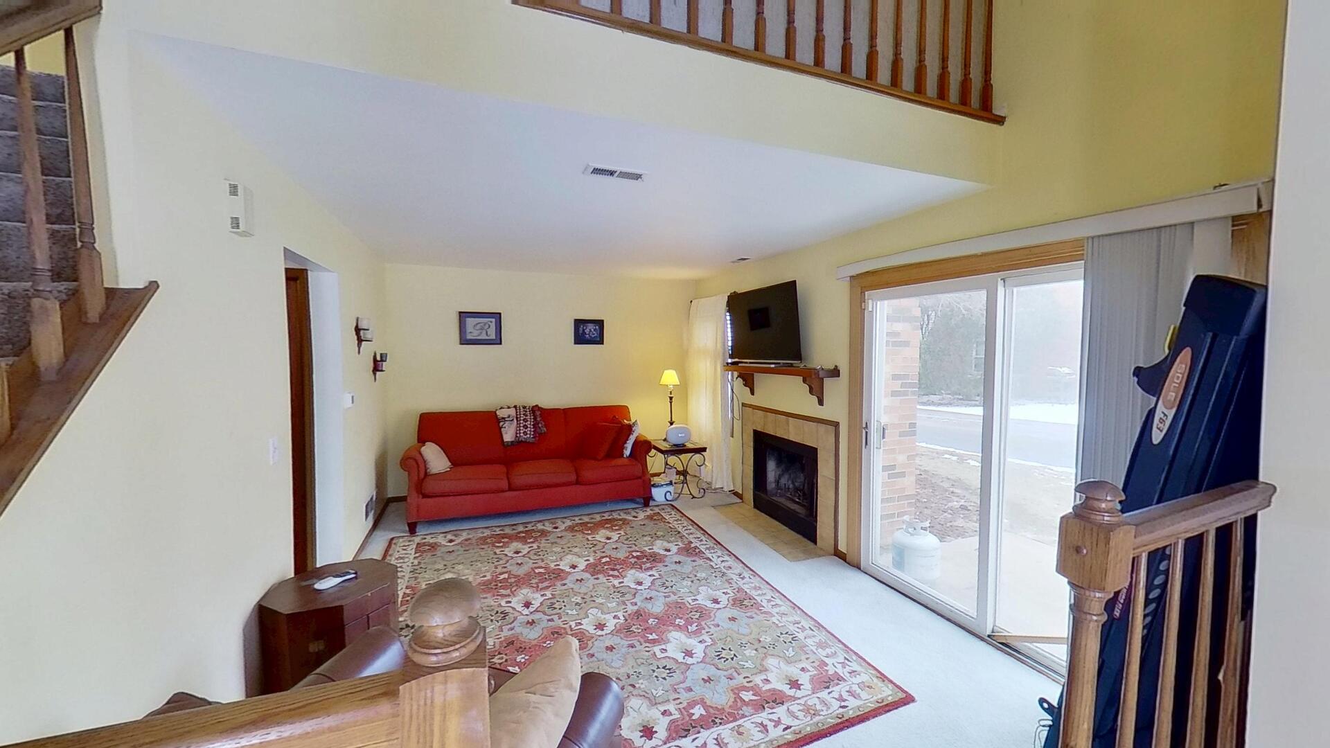 2S705 Timber Drive, Warrenville, IL 60555