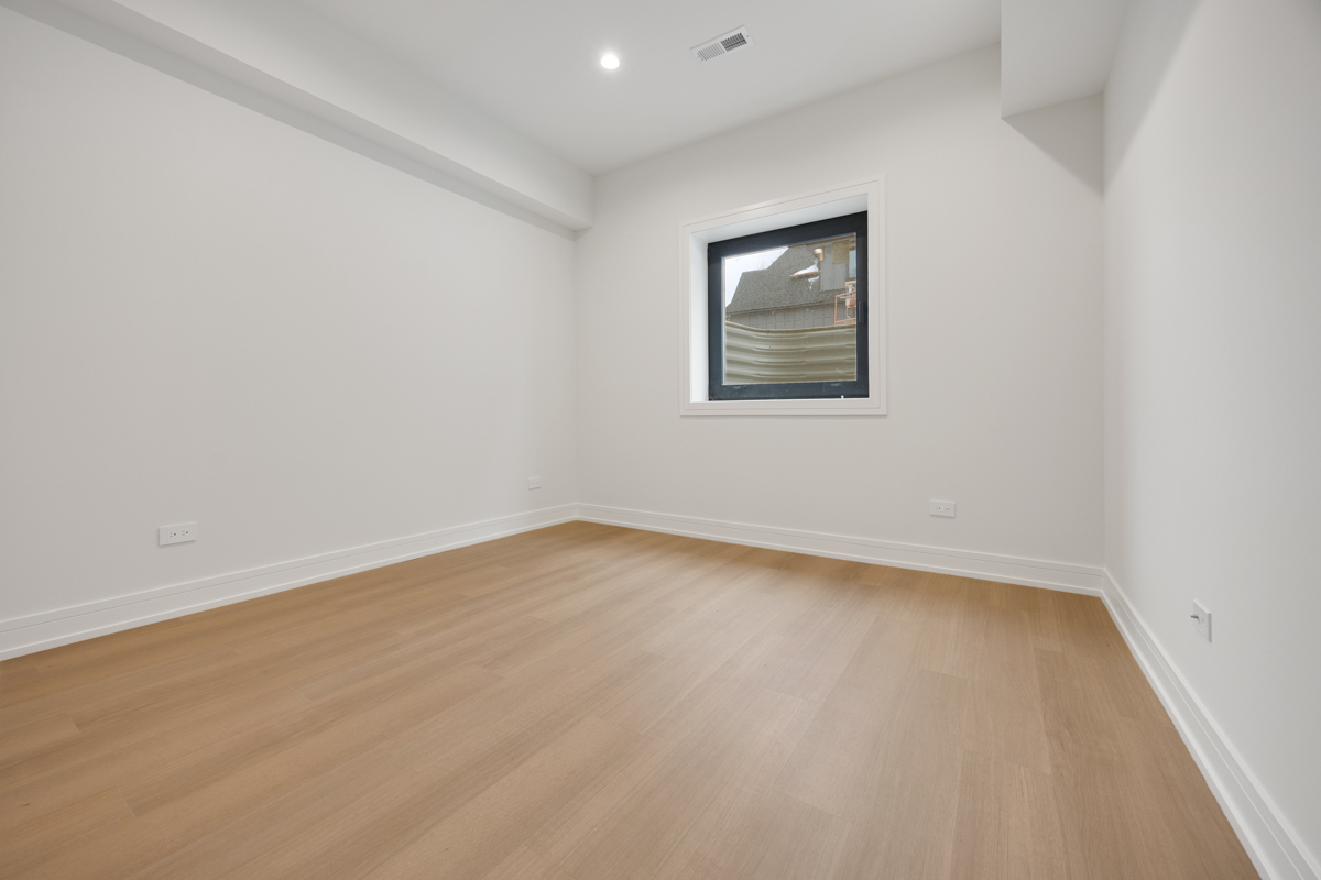 1544 linden Circle, Lemont, IL 60439