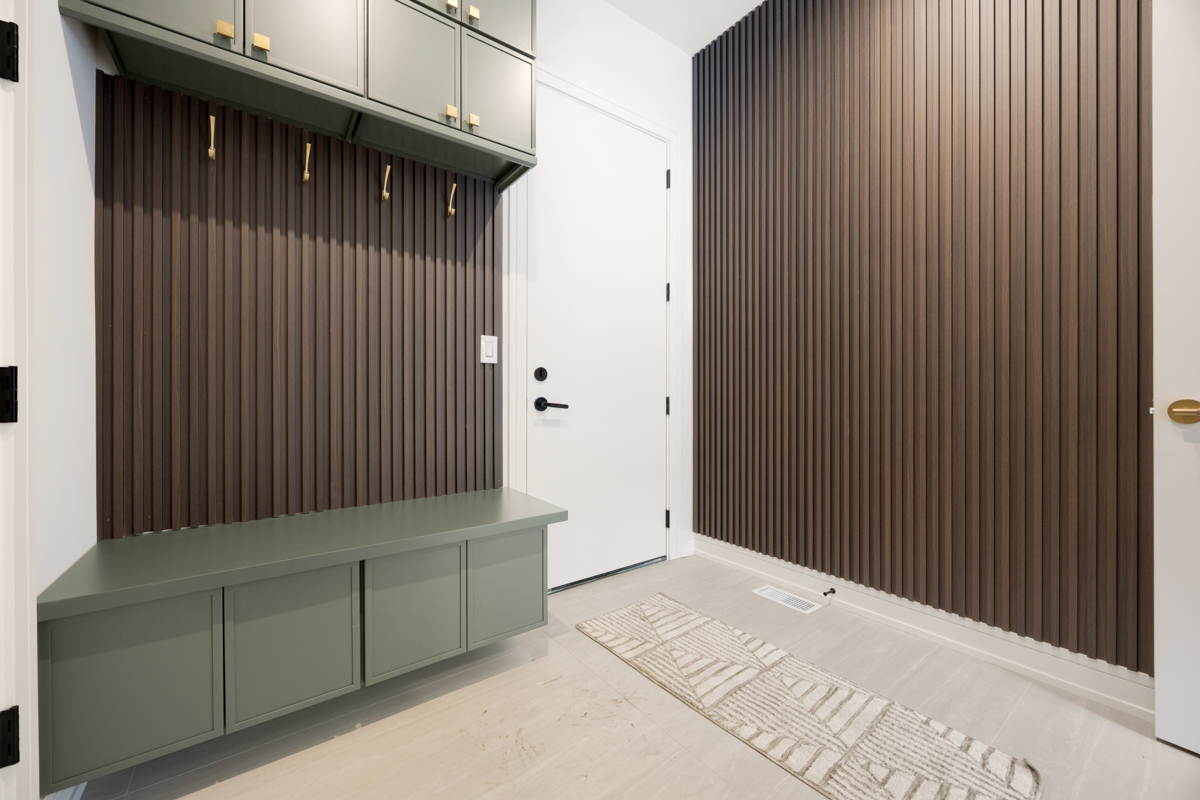 1544 linden Circle, Lemont, IL 60439