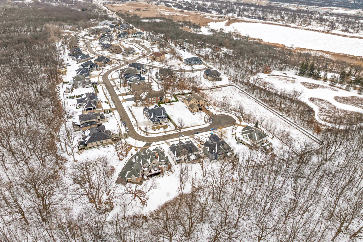 1544 linden Circle, Lemont, IL 60439