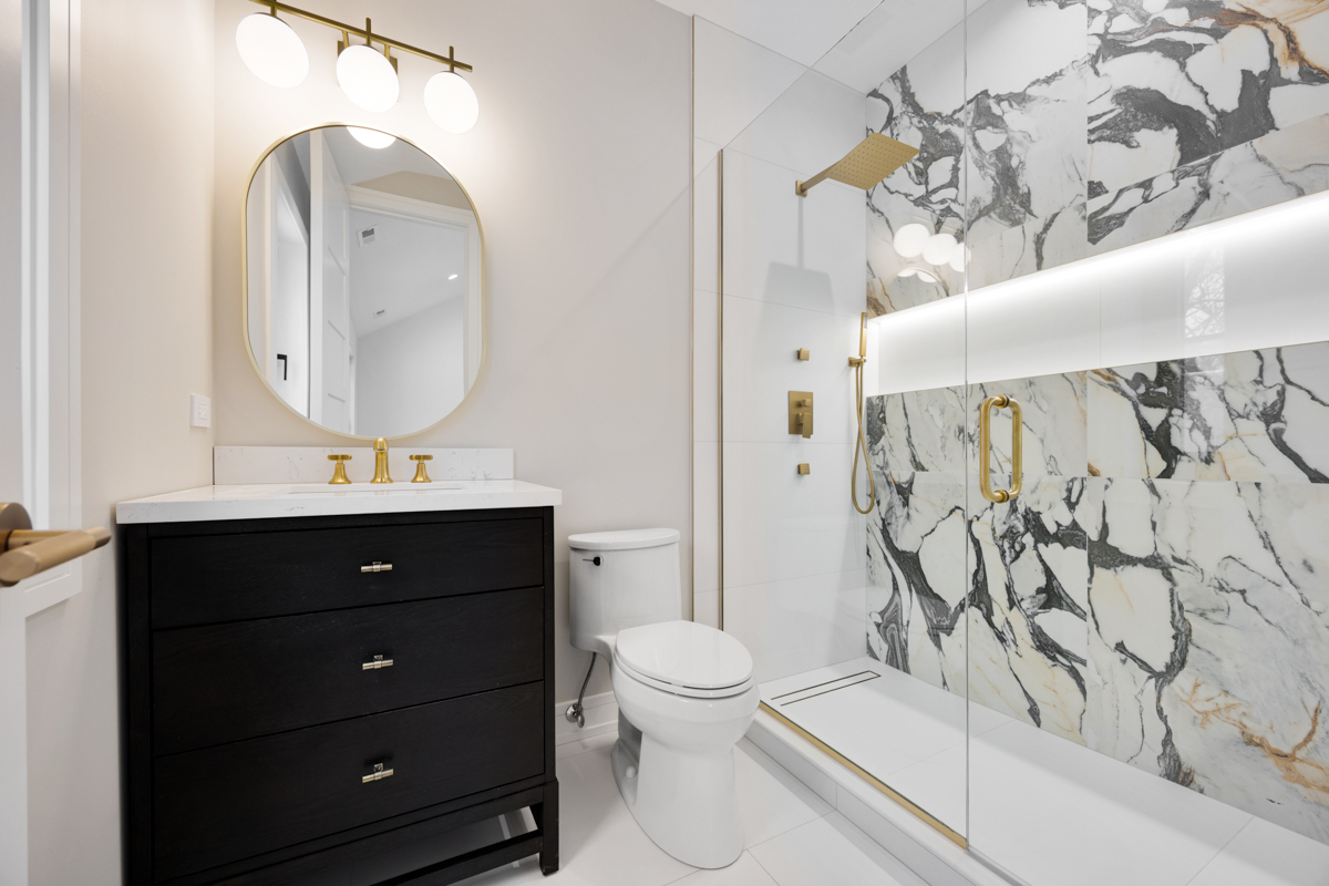 1544 linden Circle, Lemont, IL 60439