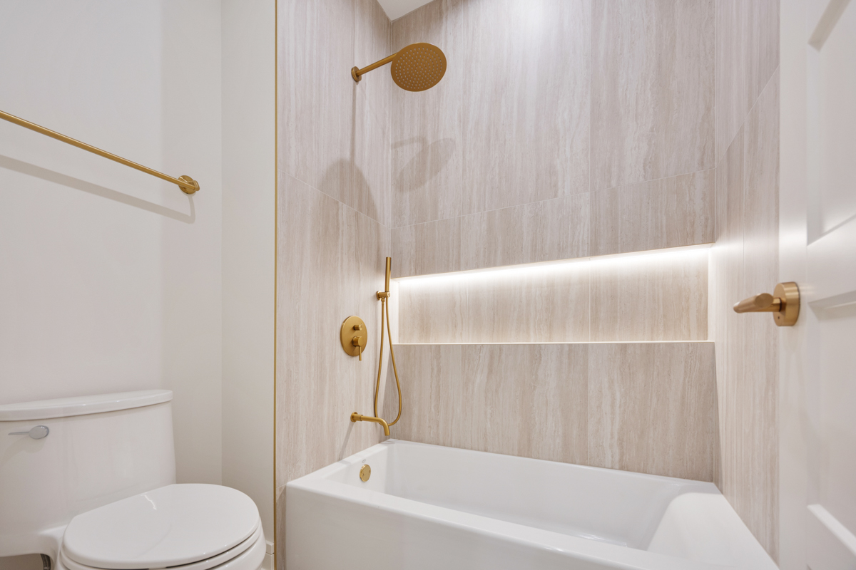 1544 linden Circle, Lemont, IL 60439