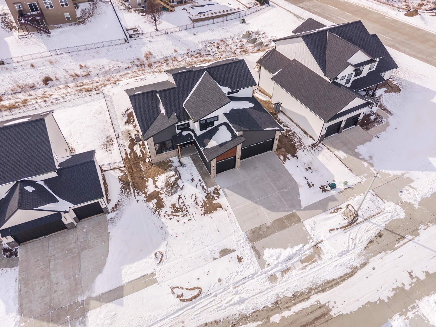 5303 Finlen Lane, Bloomington, IL 61705