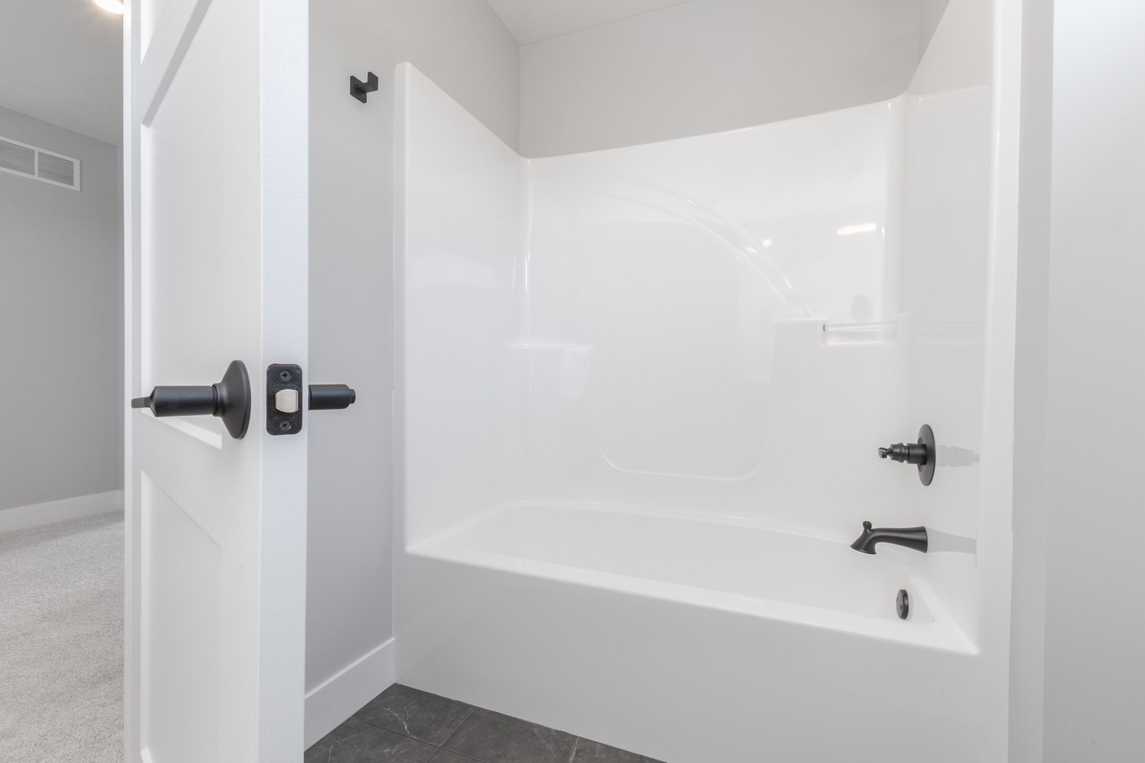 5303 Finlen Lane, Bloomington, IL 61705