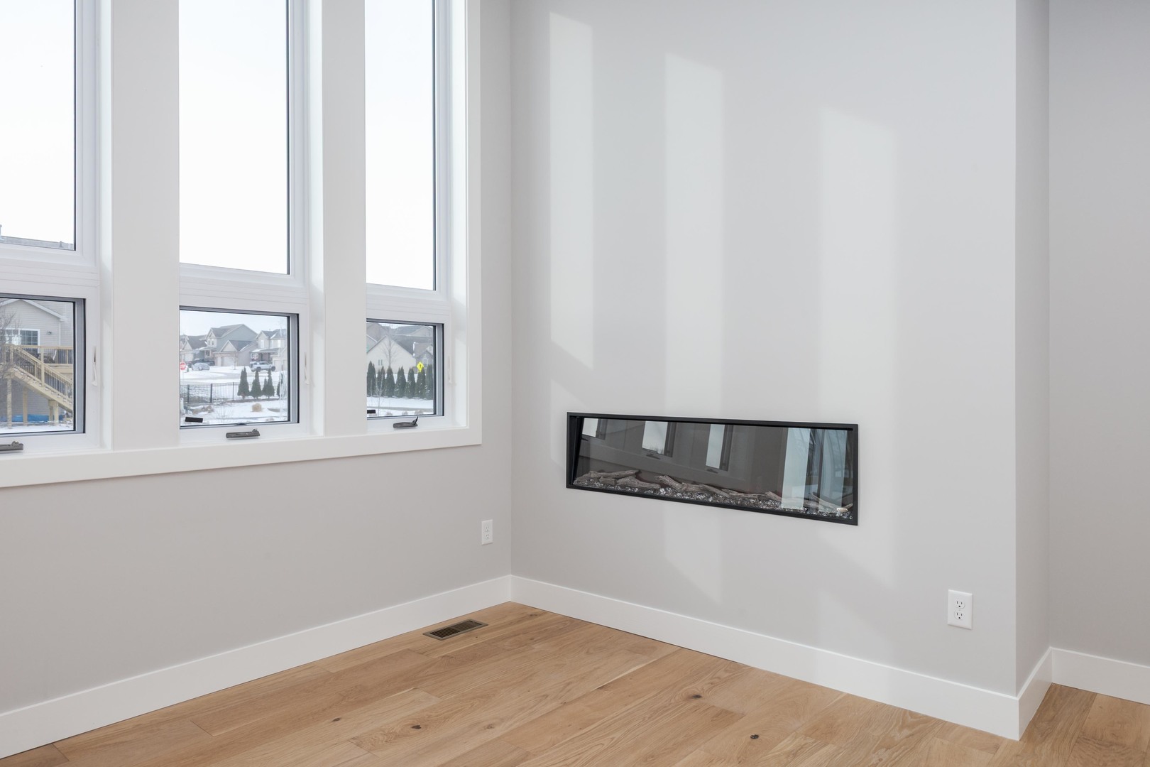 5303 Finlen Lane, Bloomington, IL 61705